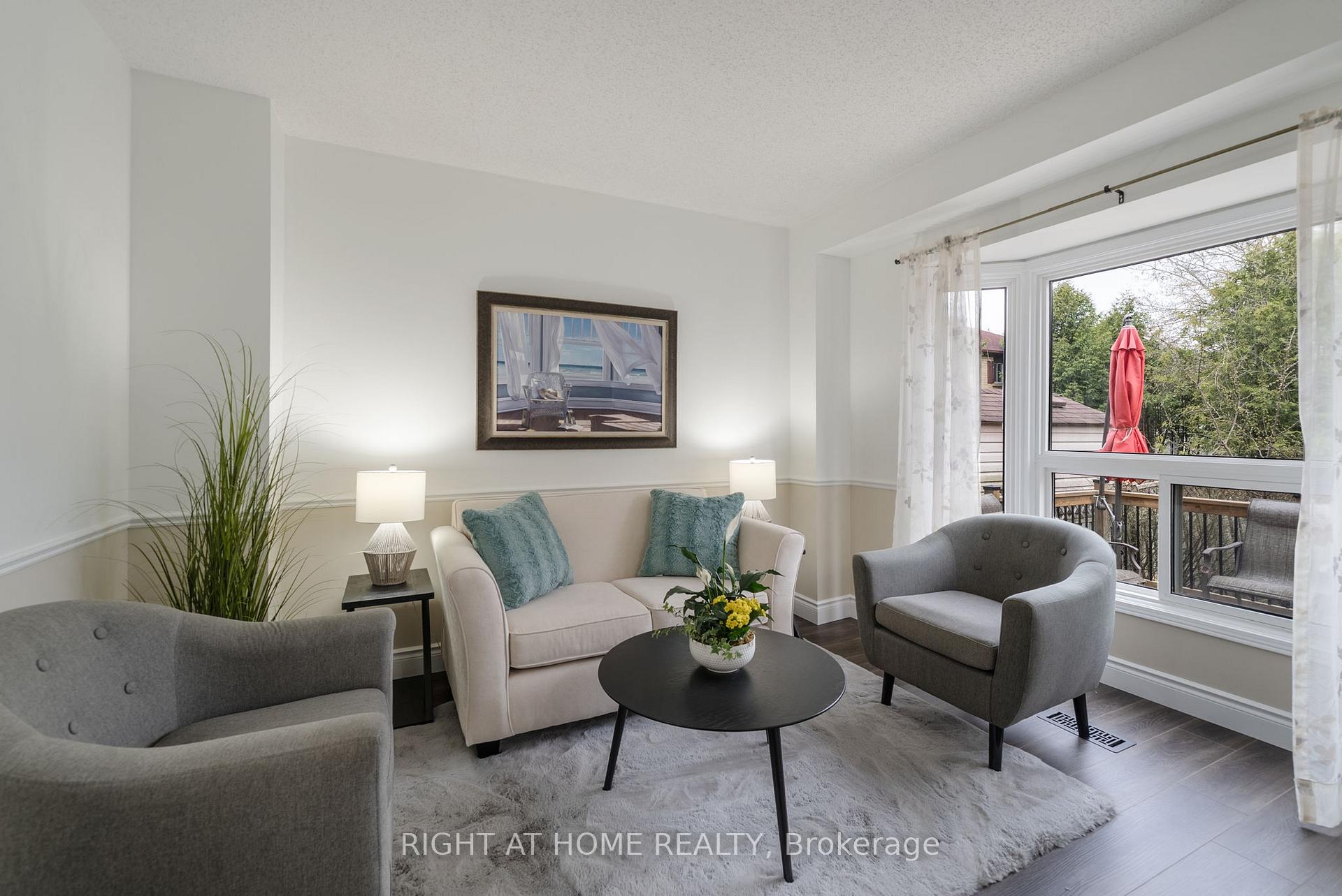 Photo 16 of 29 Fairmeadow Place, Whitby, Blue Grass Meadows — HOMEH