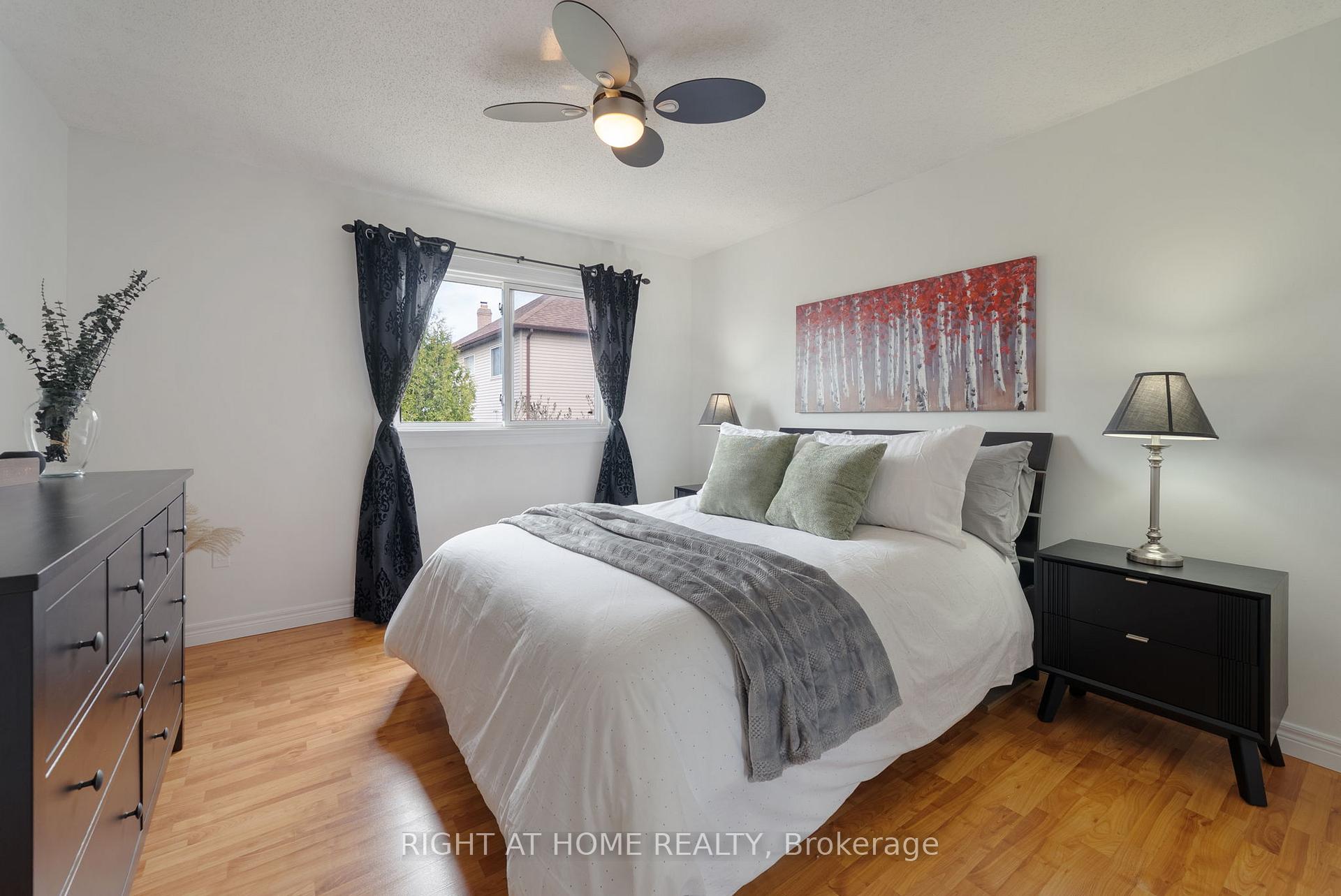 Photo 20 of 29 Fairmeadow Place, Whitby, Blue Grass Meadows — HOMEH