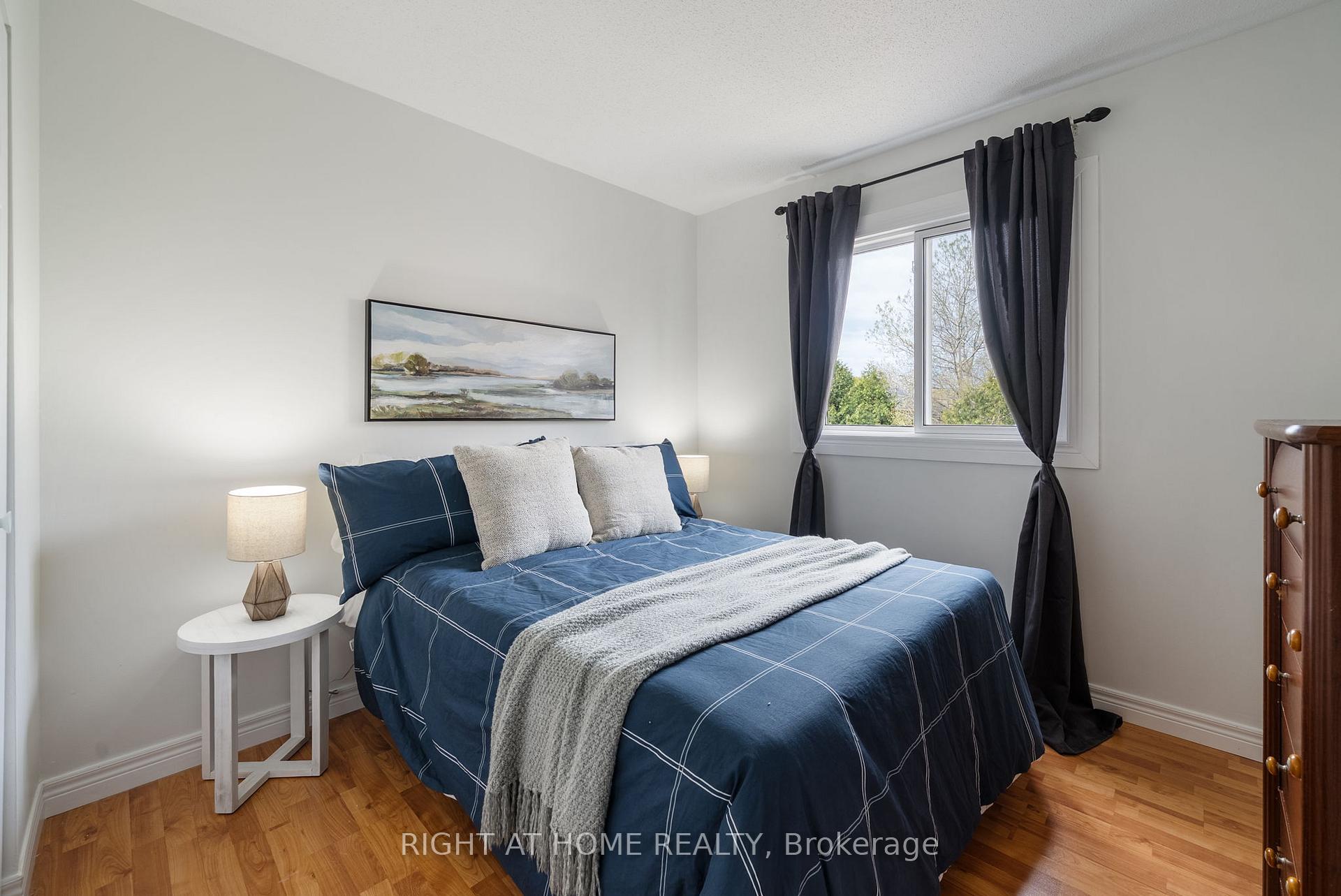 Photo 24 of 29 Fairmeadow Place, Whitby, Blue Grass Meadows — HOMEH