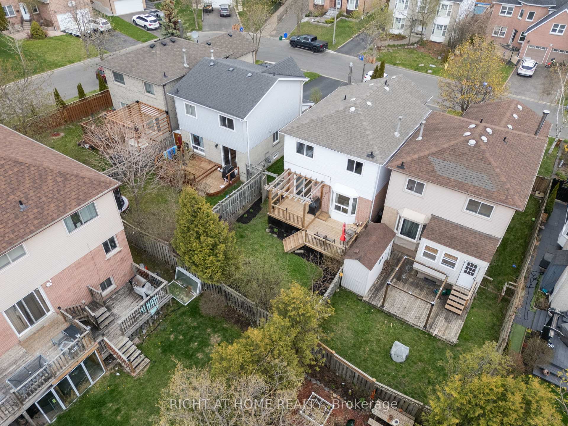 Photo 36 of 29 Fairmeadow Place, Whitby, Blue Grass Meadows — HOMEH