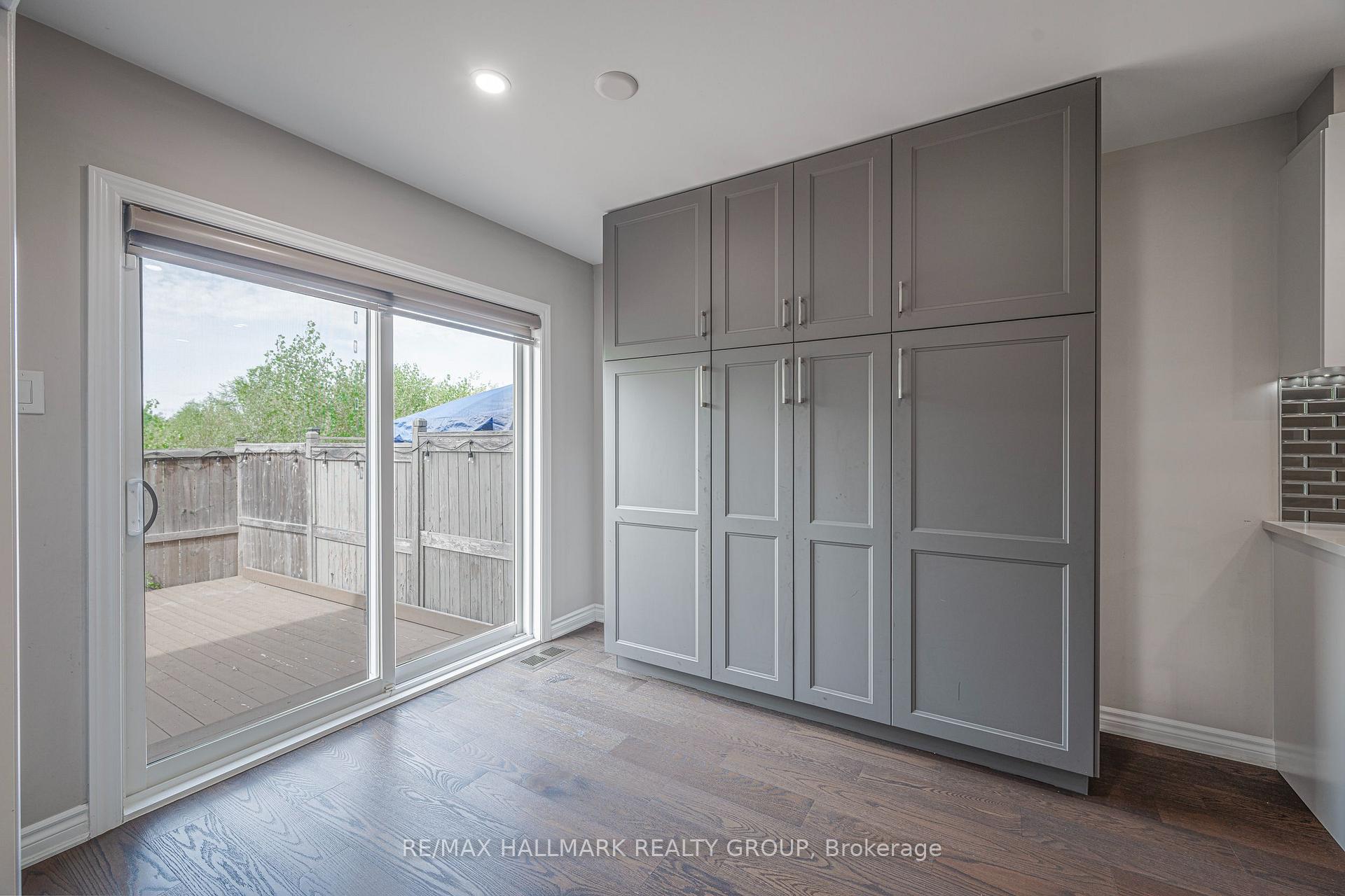 Photo 7 of 738 Mayfly Crescent, Ottawa, Barrhaven - Half Moon Bay — HOMEH