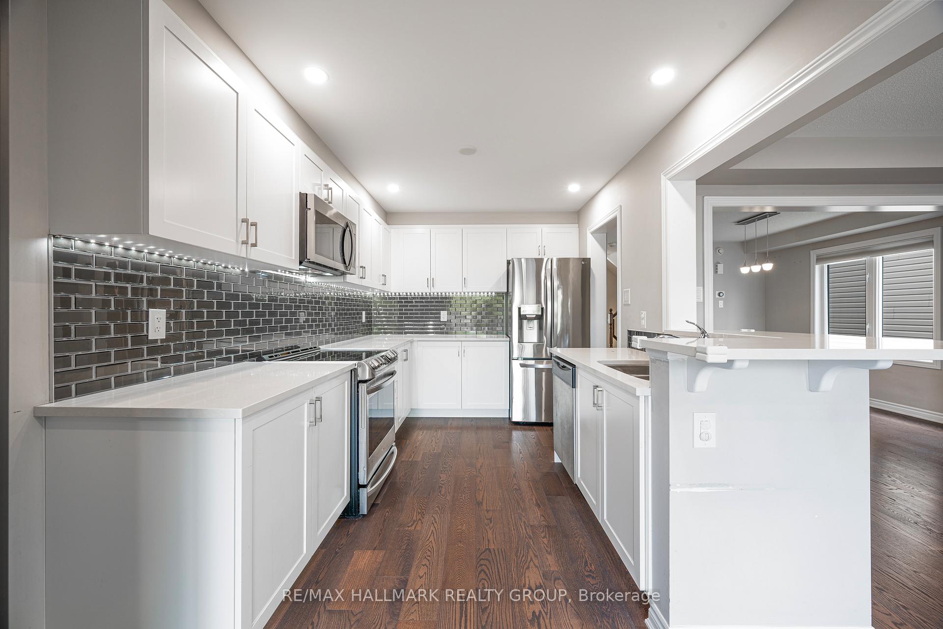 Photo 14 of 738 Mayfly Crescent, Ottawa, Barrhaven - Half Moon Bay — HOMEH