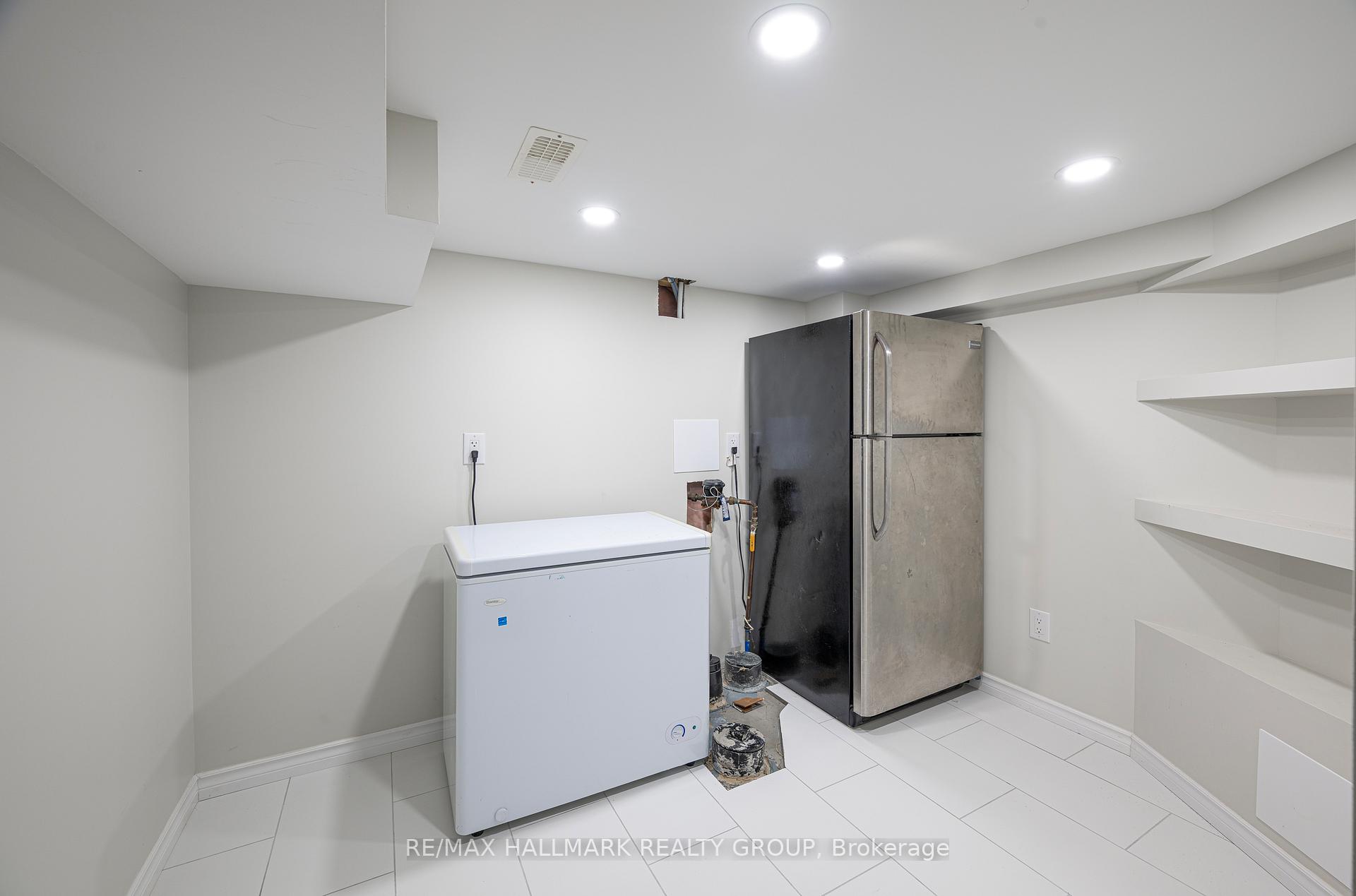 Photo 17 of 738 Mayfly Crescent, Ottawa, Barrhaven - Half Moon Bay — HOMEH