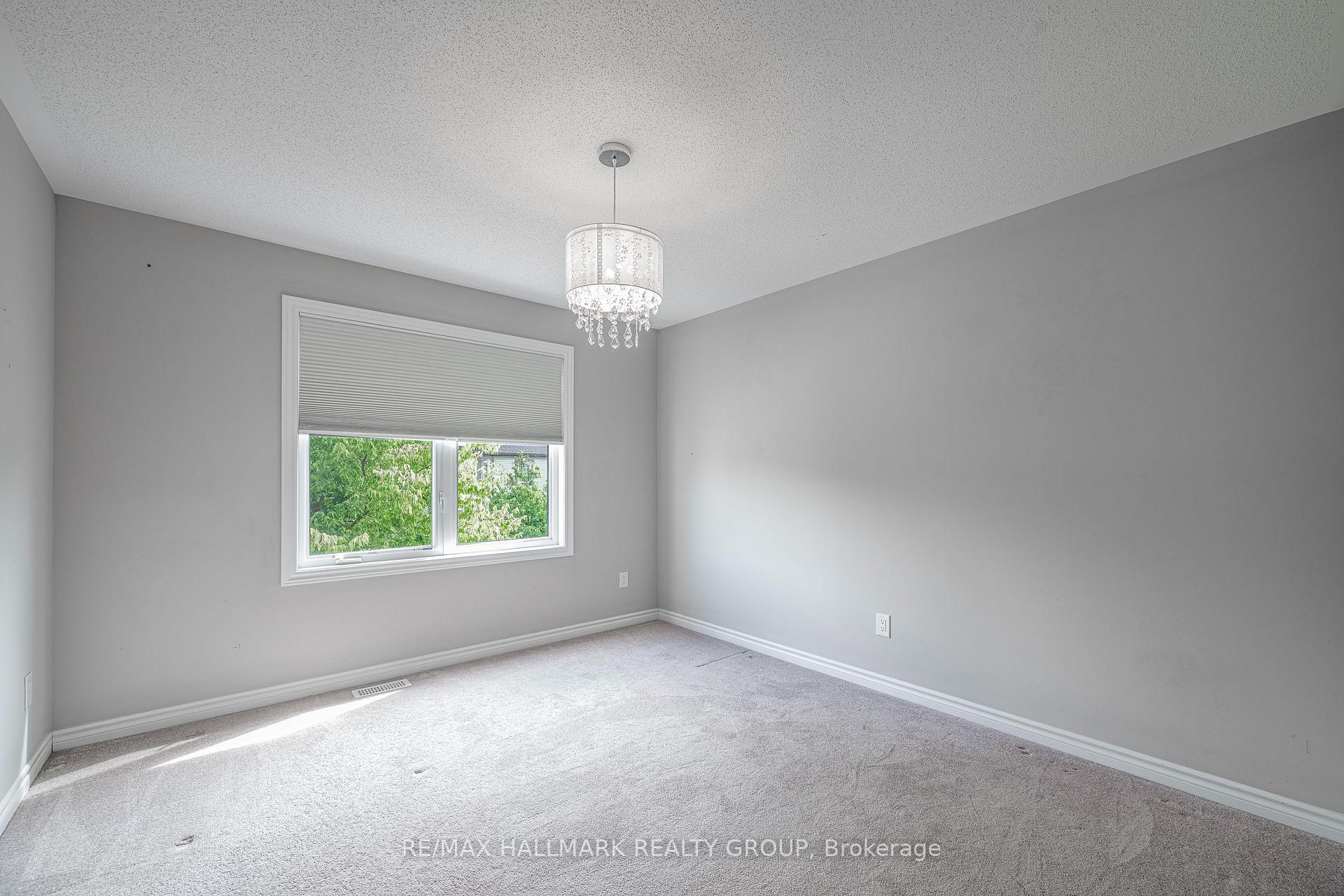 Photo 18 of 738 Mayfly Crescent, Ottawa, Barrhaven - Half Moon Bay — HOMEH