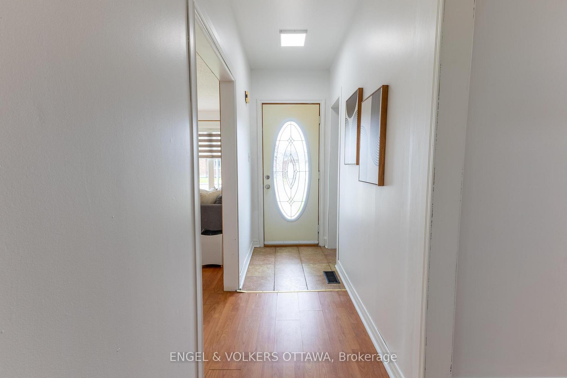 Photo 6 of 115 Riverview Drive, Arnprior — HOMEH