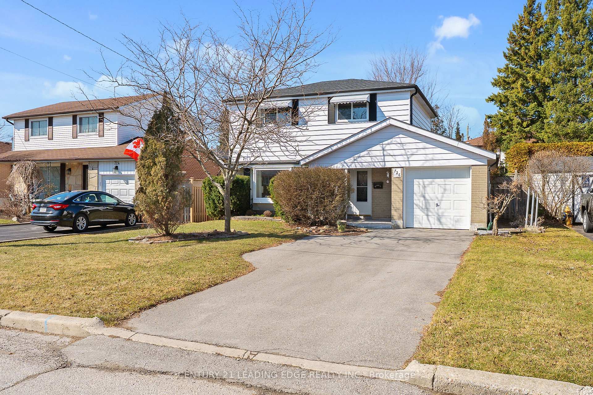 Photo 1 of 726 Leaside Street, Pickering, West Shore — HOMEH