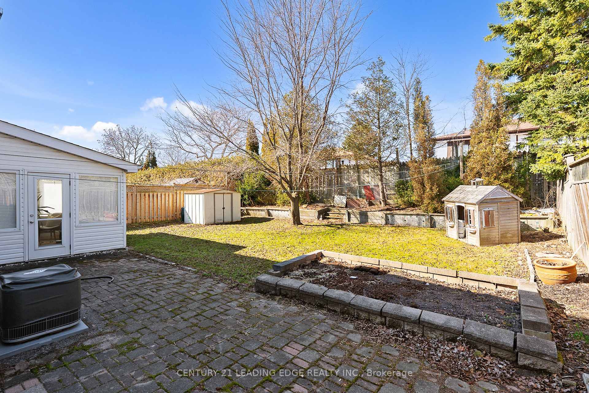 Photo 30 of 726 Leaside Street, Pickering, West Shore — HOMEH