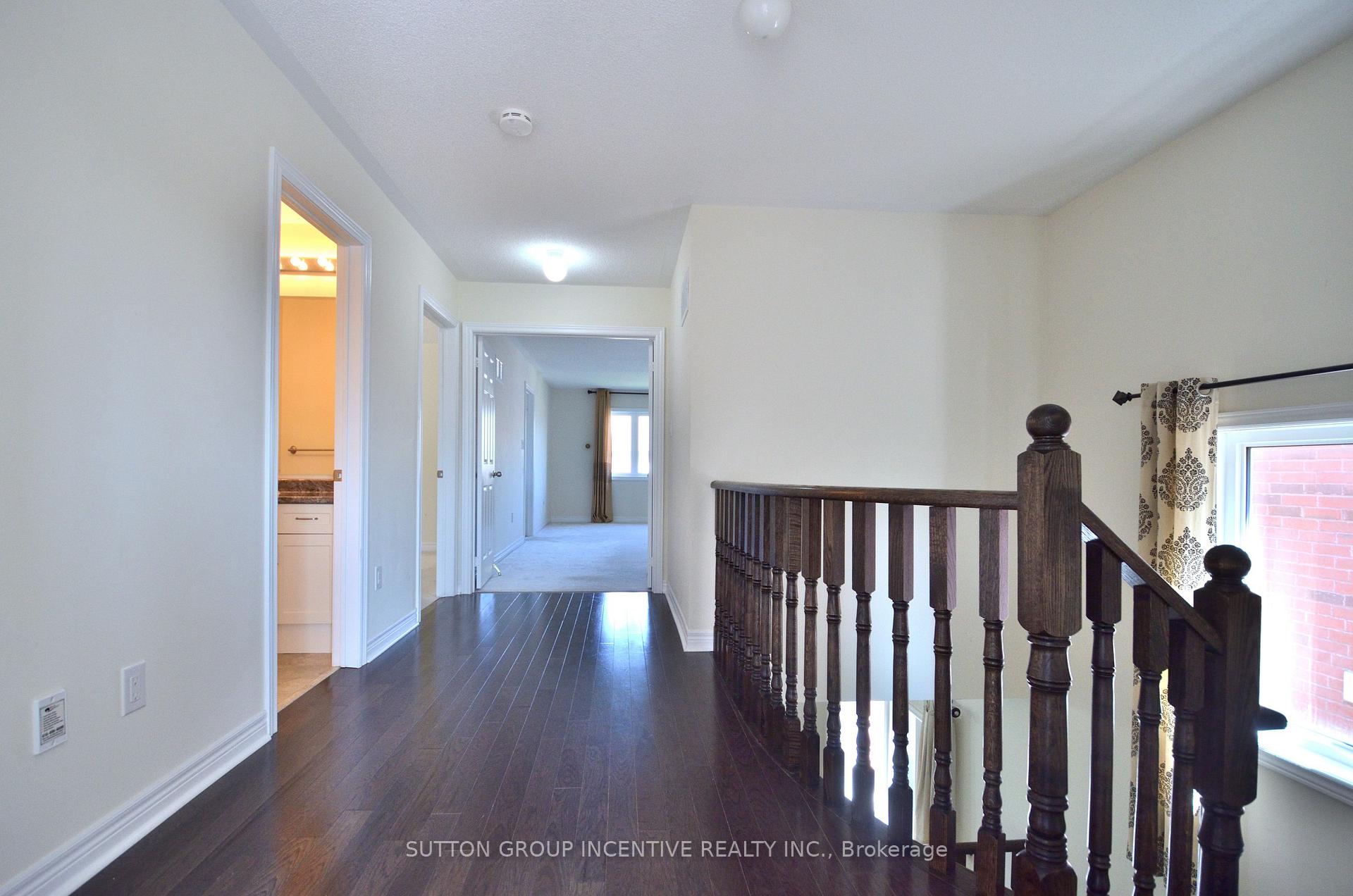 Photo 14 of 15 Forsyth Crescent, Barrie, West Bayfield — HOMEH