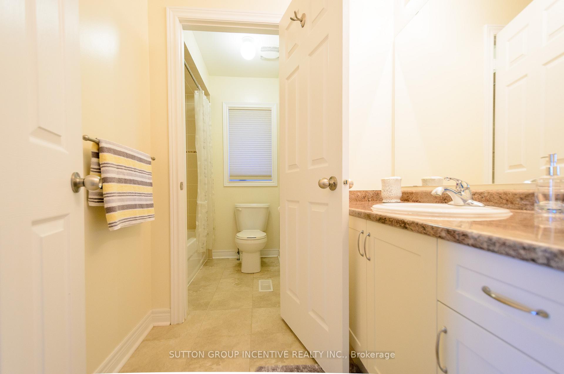 Photo 30 of 15 Forsyth Crescent, Barrie, West Bayfield — HOMEH