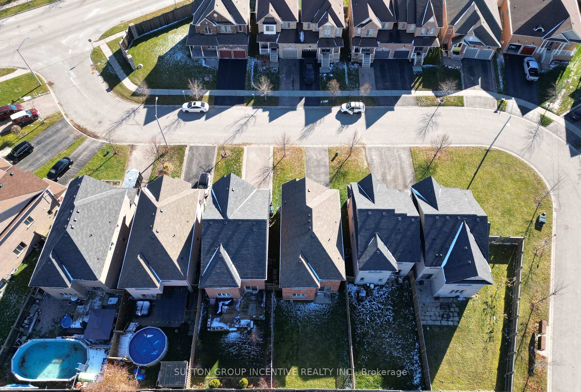 Photo 36 of 15 Forsyth Crescent, Barrie, West Bayfield — HOMEH