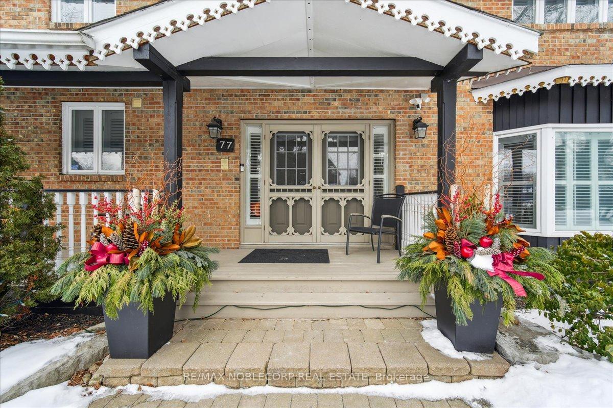 Photo 2 of 77 Napier Street, Vaughan, Kleinburg — HOMEH
