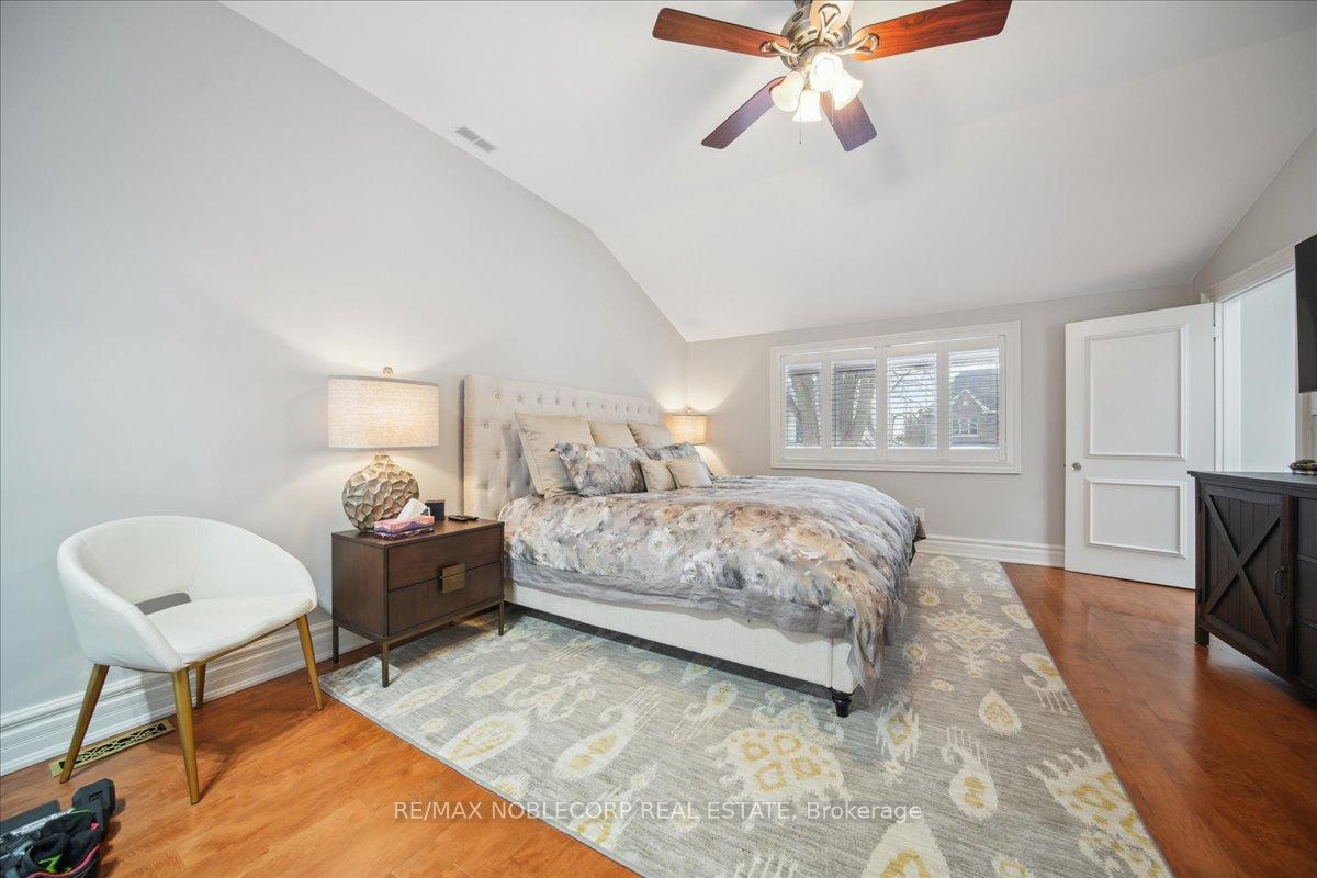 Photo 24 of 77 Napier Street, Vaughan, Kleinburg — HOMEH