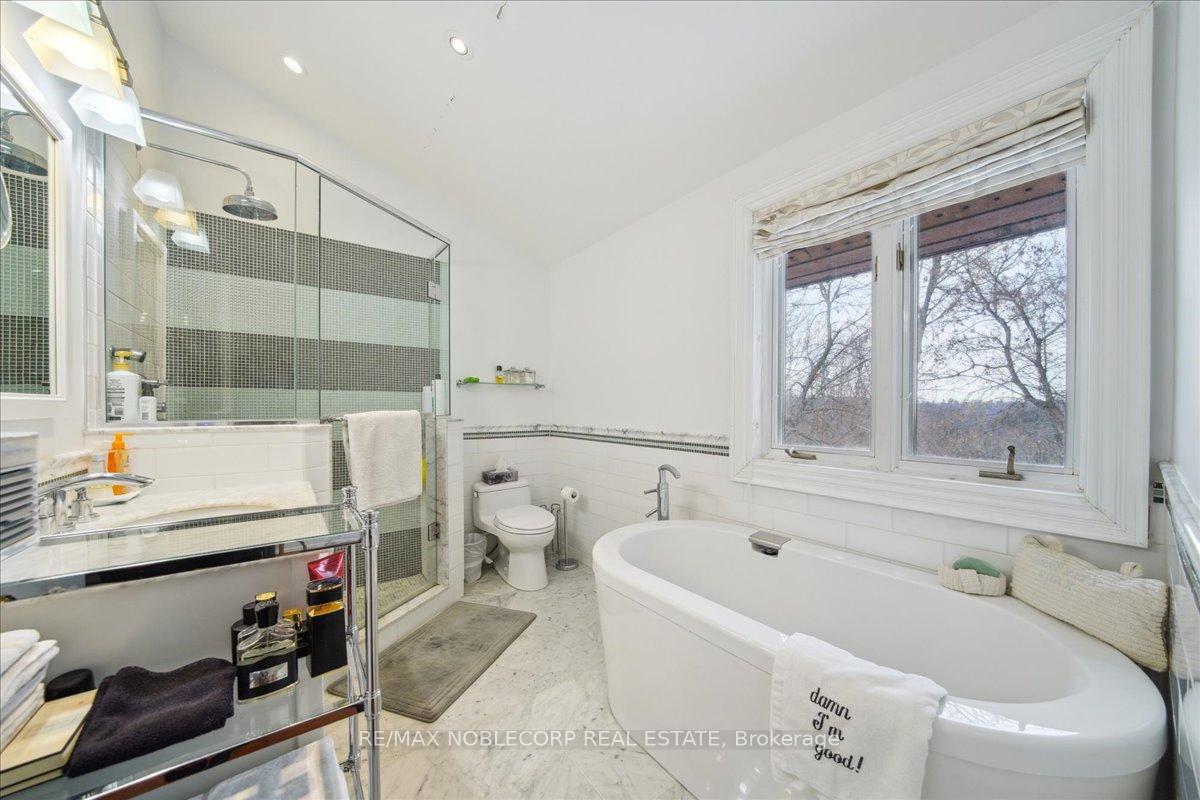 Photo 32 of 77 Napier Street, Vaughan, Kleinburg — HOMEH