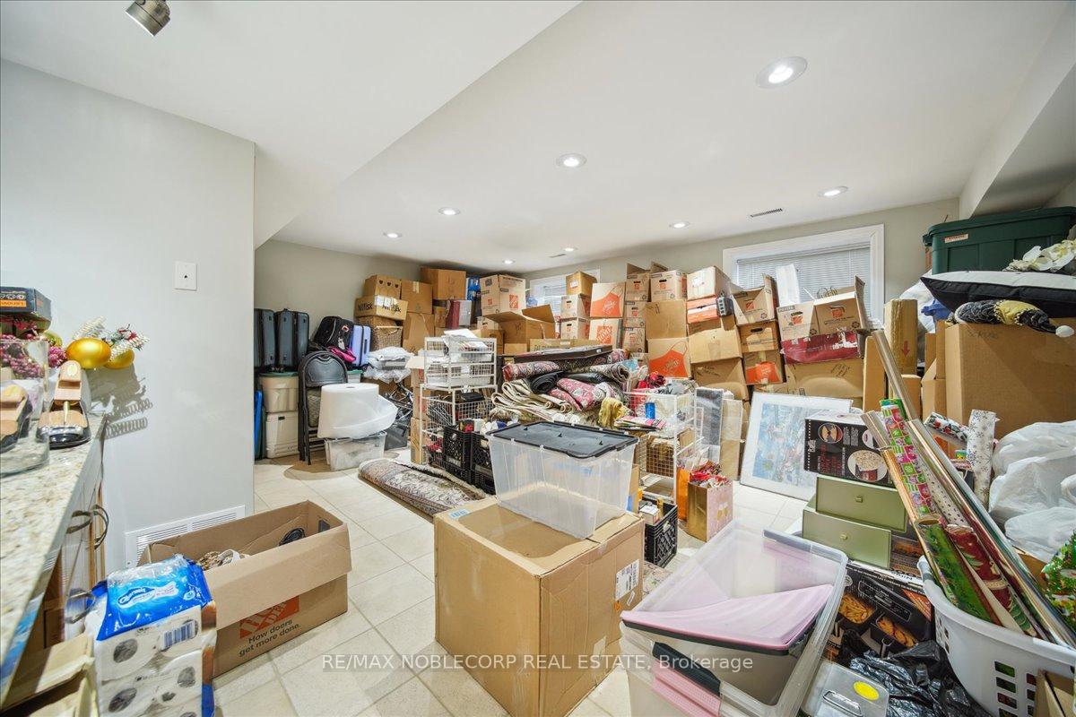 Photo 37 of 77 Napier Street, Vaughan, Kleinburg — HOMEH