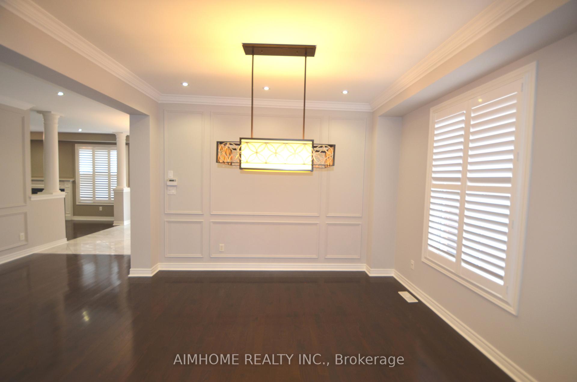 Photo 6 of 288 River Ridge Boulevard, Aurora, Bayview Northeast — HOMEH