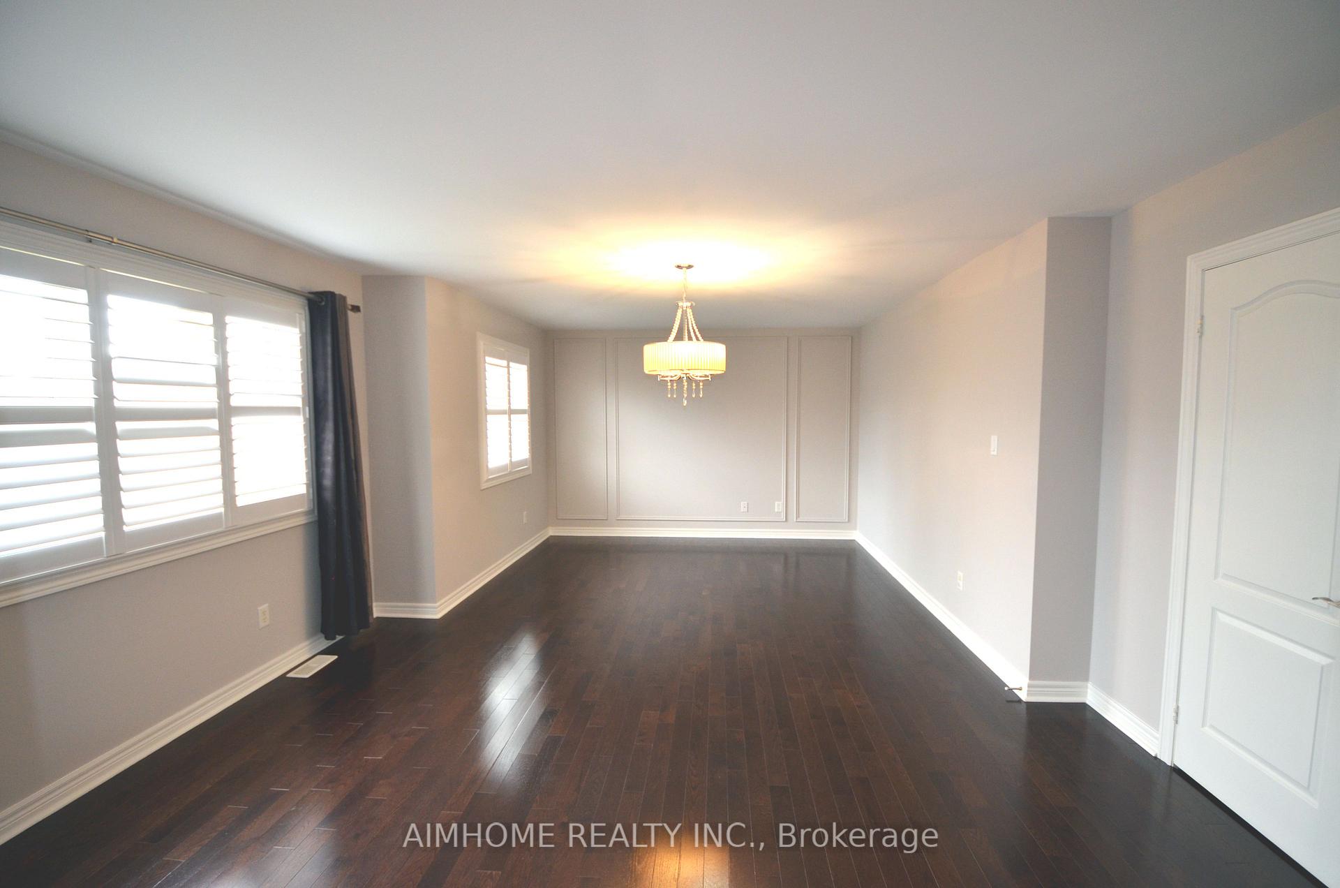 Photo 15 of 288 River Ridge Boulevard, Aurora, Bayview Northeast — HOMEH