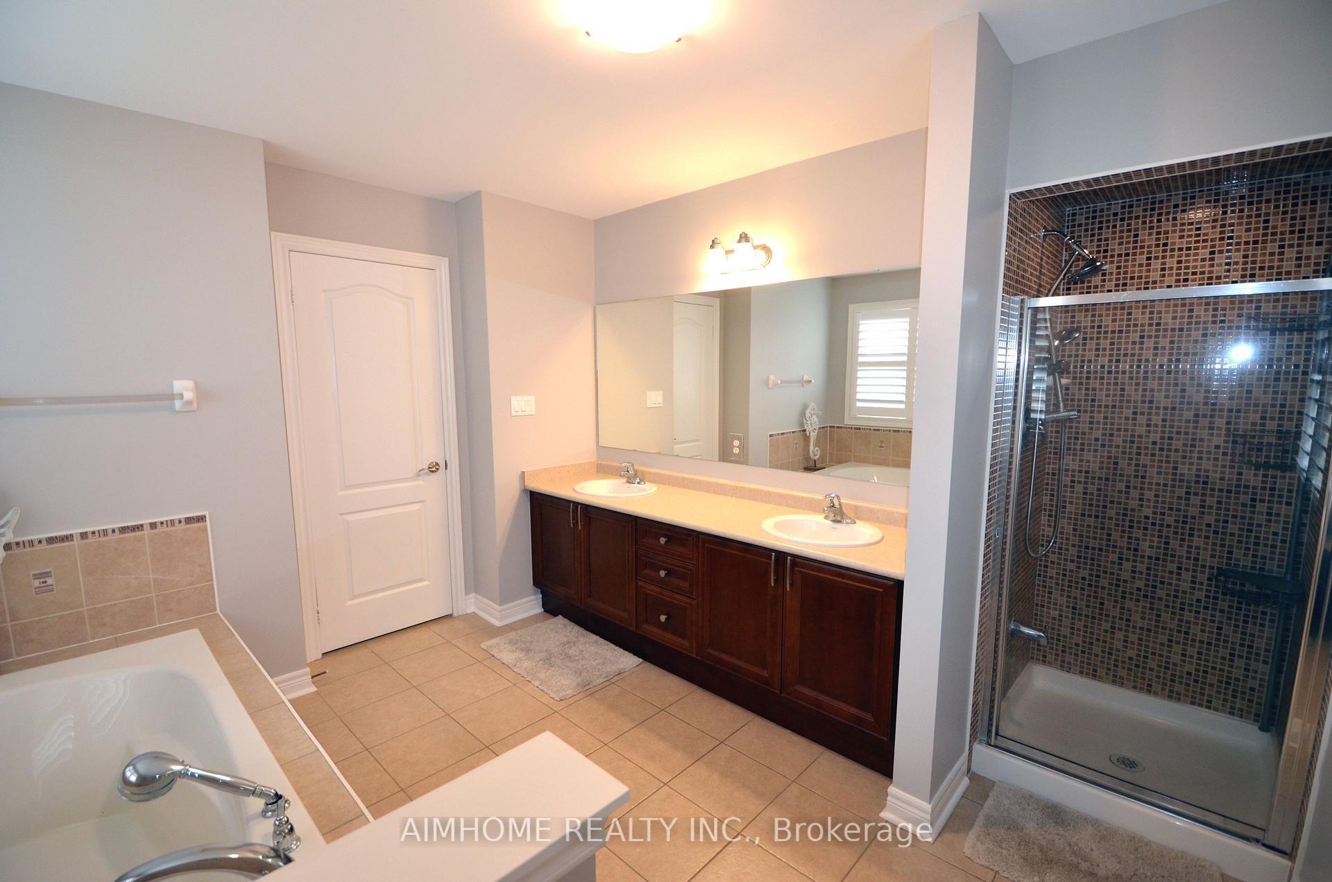 Photo 20 of 288 River Ridge Boulevard, Aurora, Bayview Northeast — HOMEH