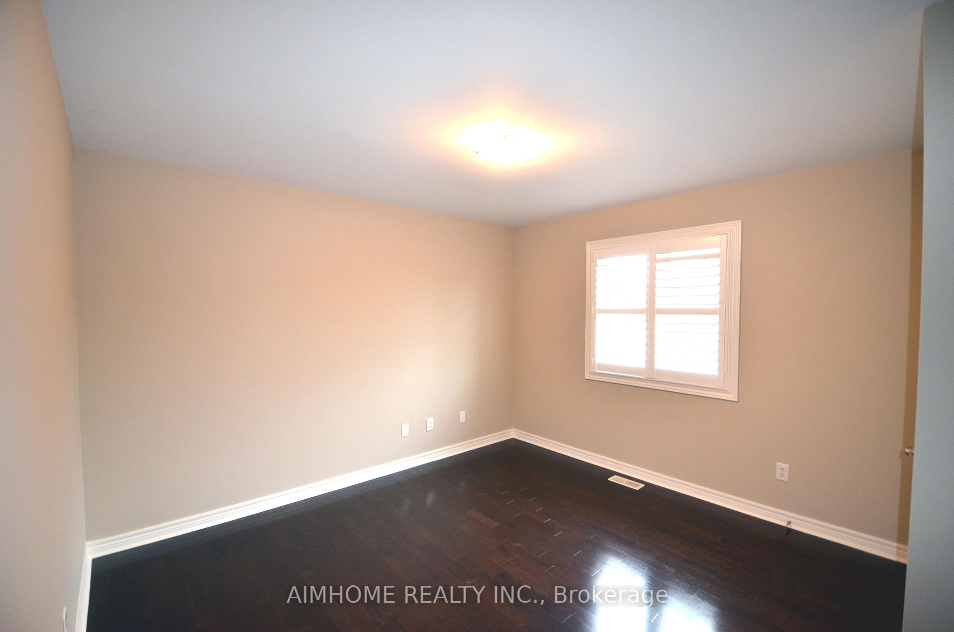 Photo 23 of 288 River Ridge Boulevard, Aurora, Bayview Northeast — HOMEH