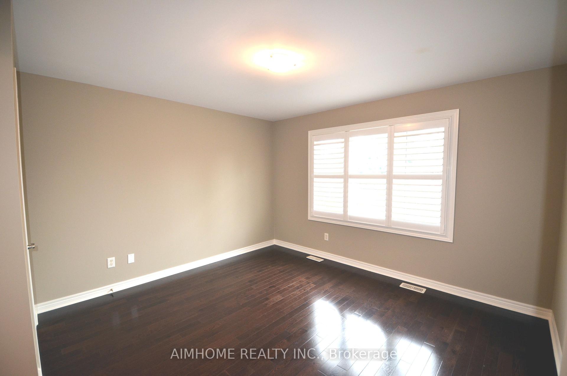 Photo 27 of 288 River Ridge Boulevard, Aurora, Bayview Northeast — HOMEH