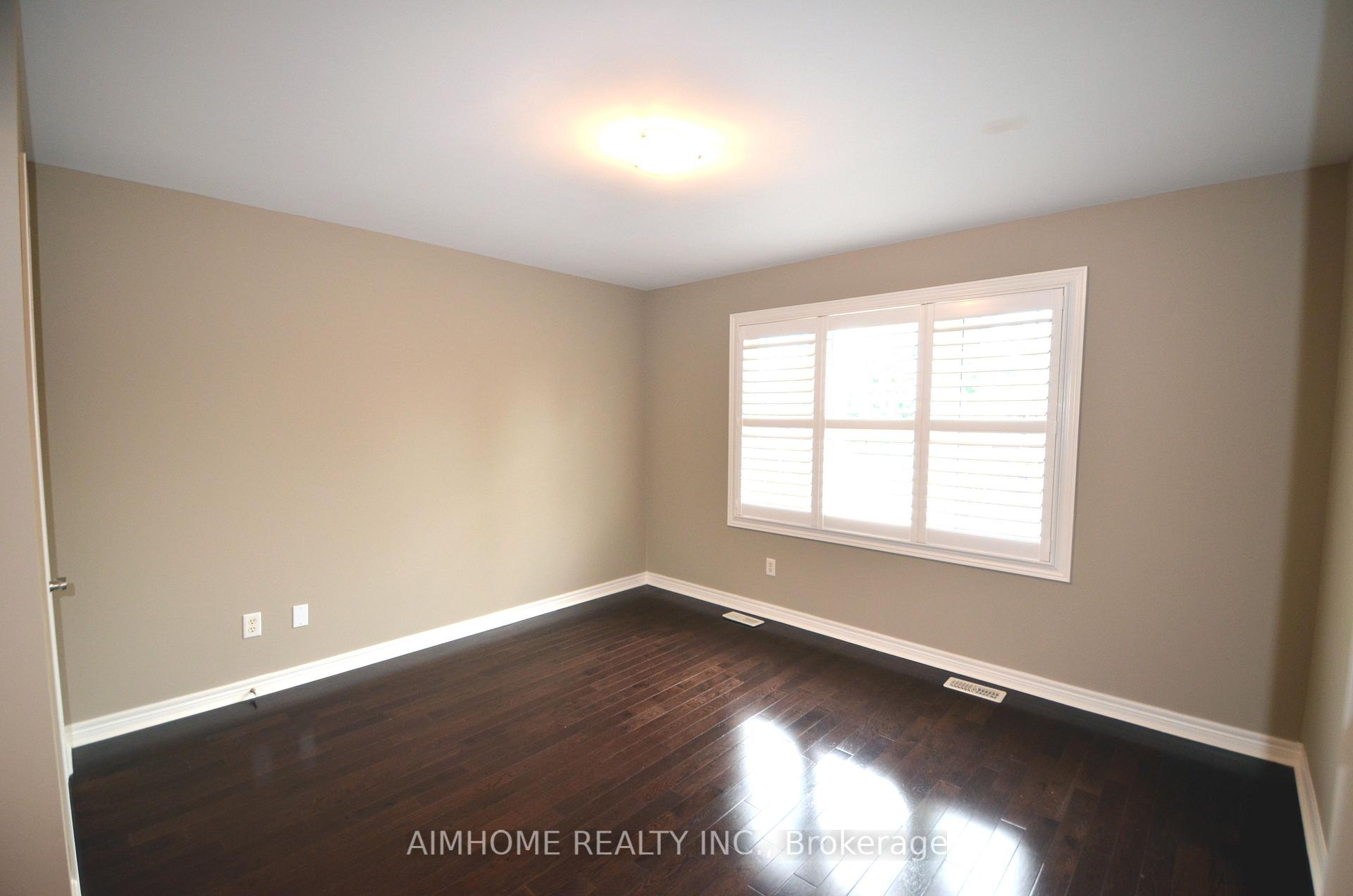 Photo 28 of 288 River Ridge Boulevard, Aurora, Bayview Northeast — HOMEH