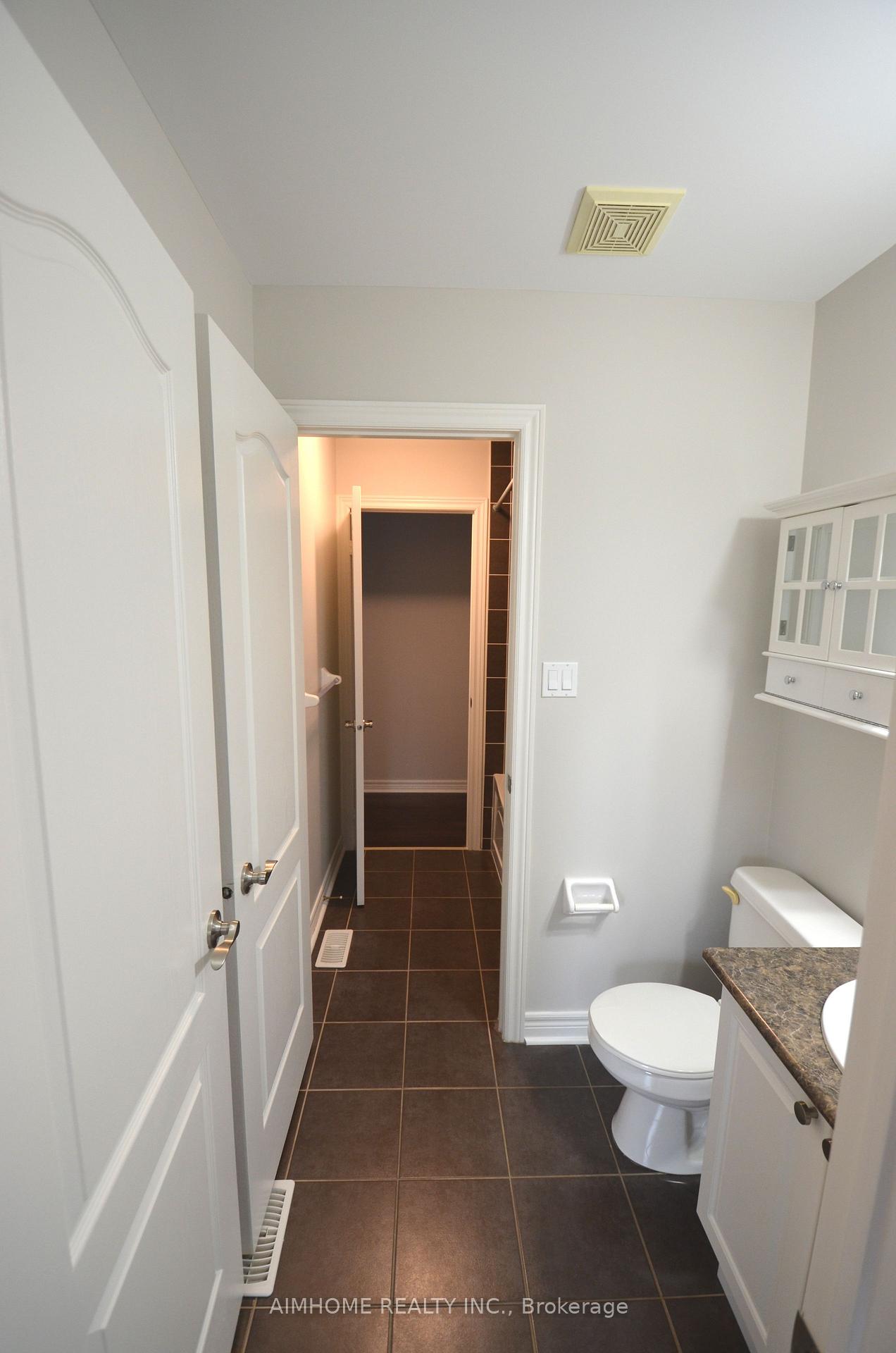 Photo 30 of 288 River Ridge Boulevard, Aurora, Bayview Northeast — HOMEH