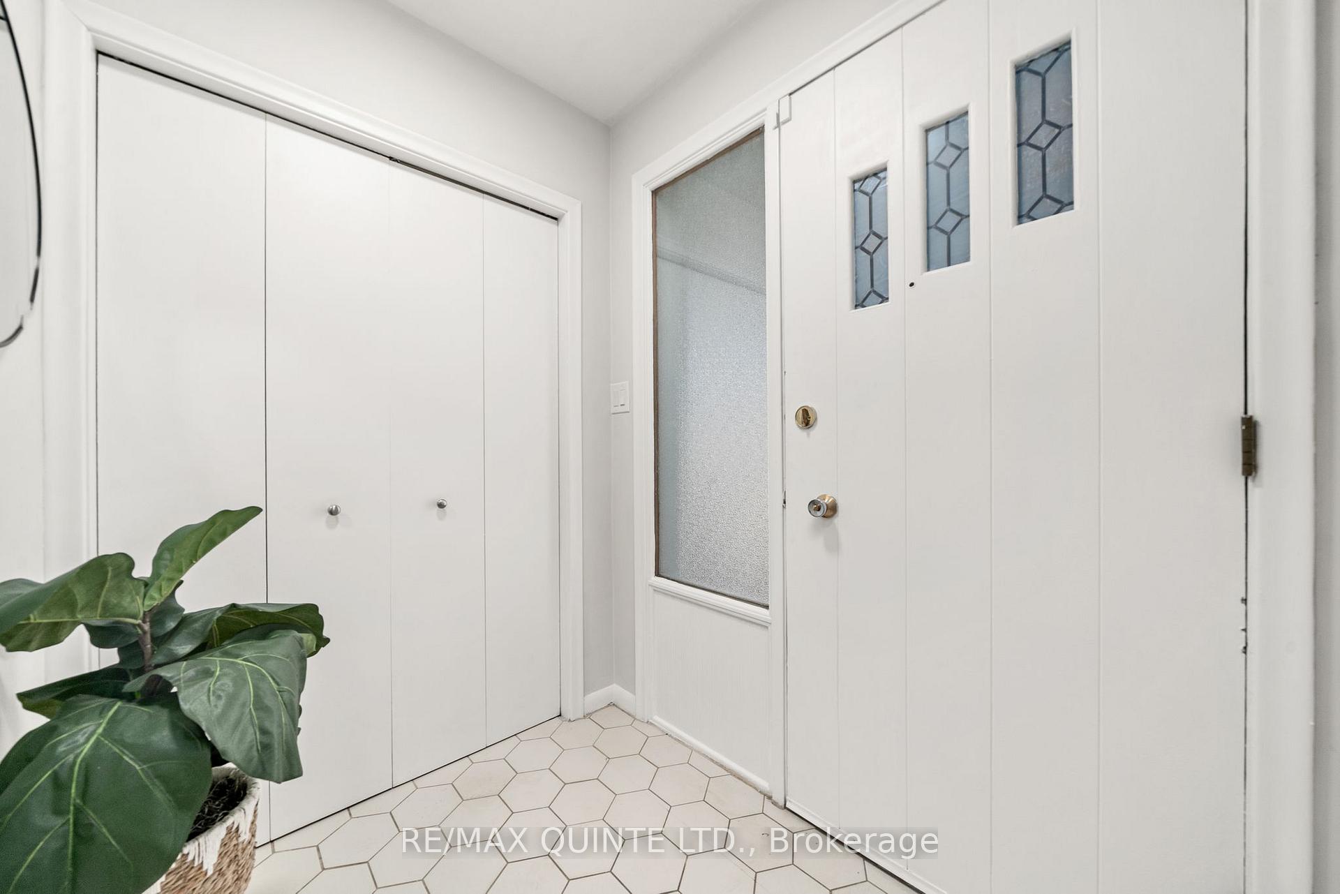 Photo 5 of 157 Lock Road, Quinte West, Murray Ward — HOMEH