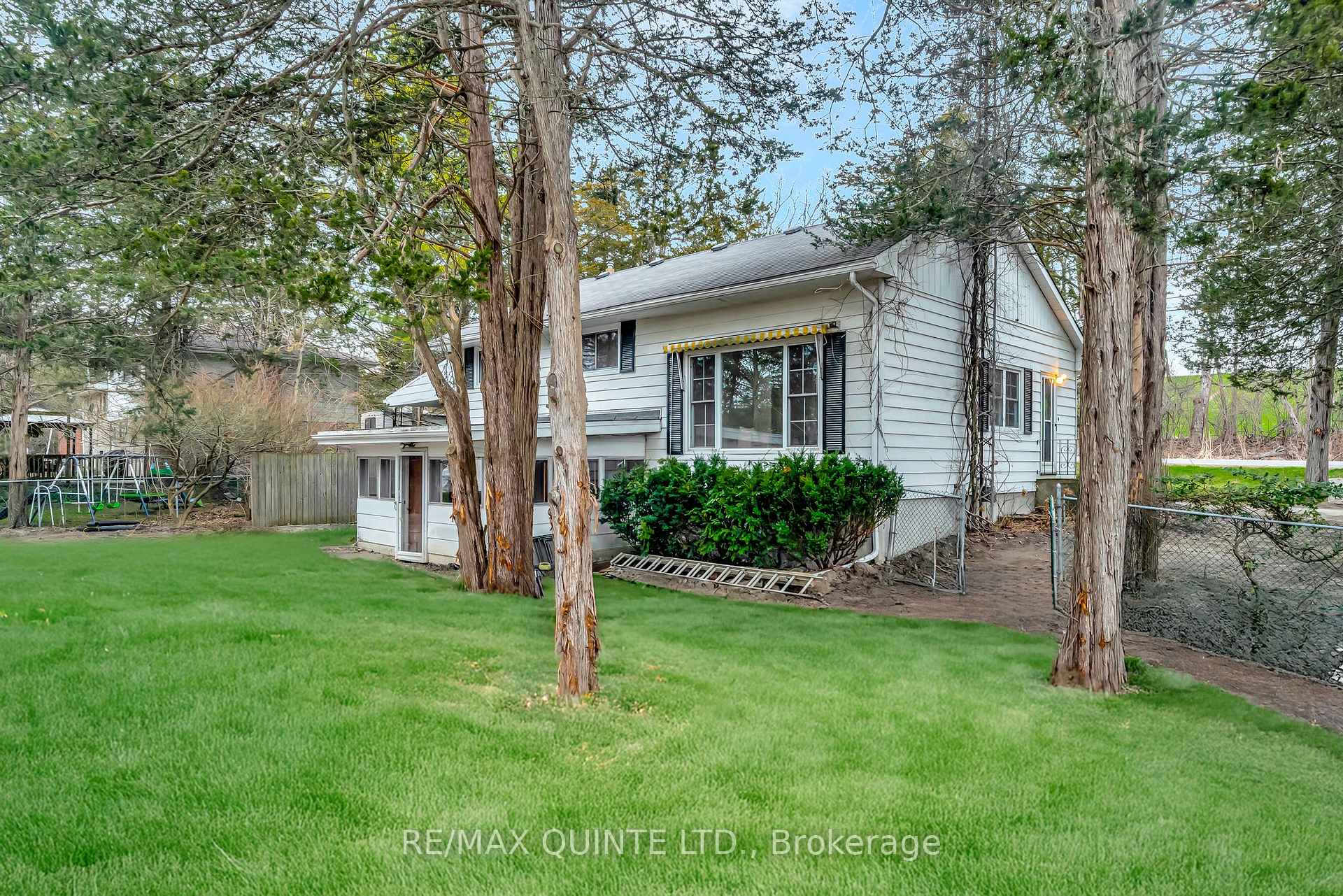 Photo 30 of 157 Lock Road, Quinte West, Murray Ward — HOMEH