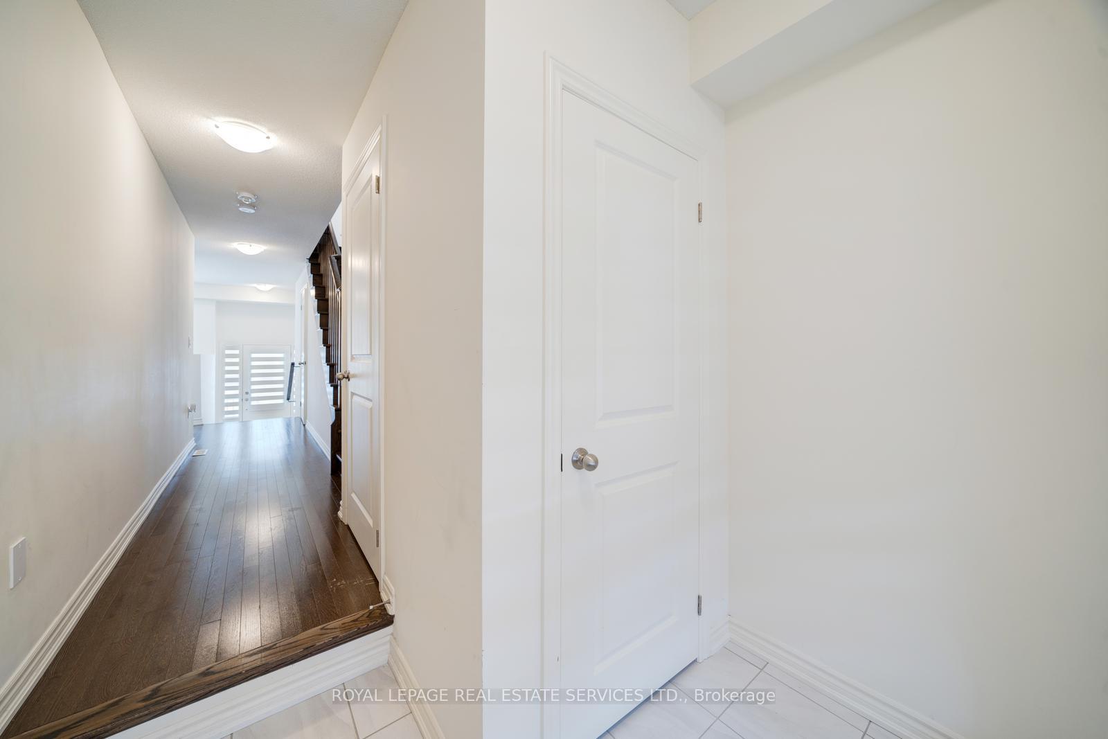Photo 3 of 530 Danks Ridge Drive, Ajax, South East — HOMEH
