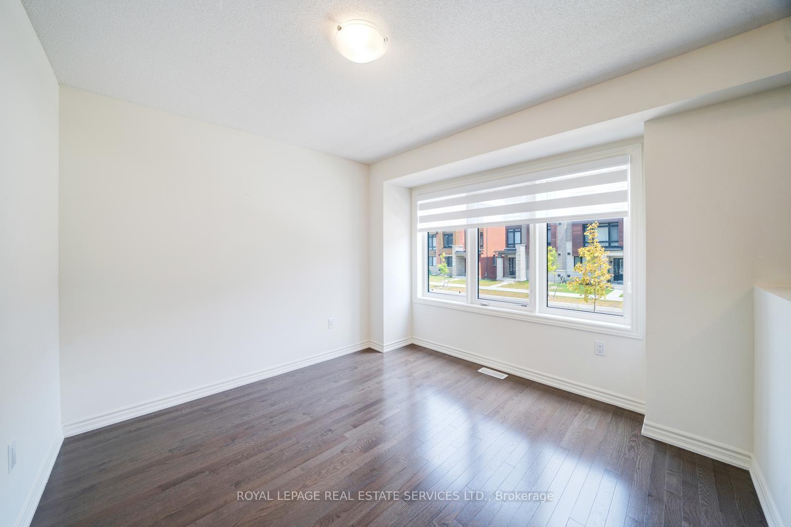 Photo 8 of 530 Danks Ridge Drive, Ajax, South East — HOMEH