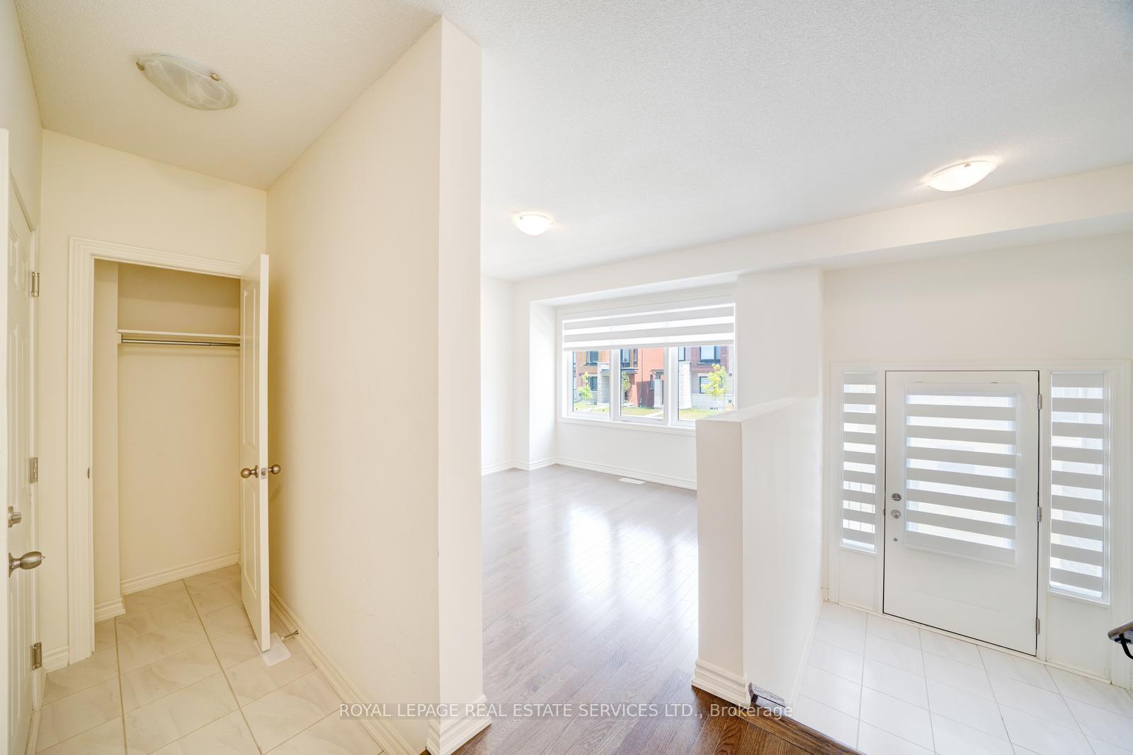 Photo 12 of 530 Danks Ridge Drive, Ajax, South East — HOMEH