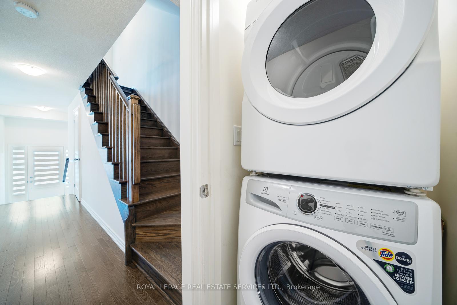 Photo 14 of 530 Danks Ridge Drive, Ajax, South East — HOMEH