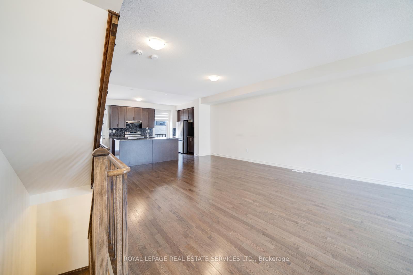 Photo 15 of 530 Danks Ridge Drive, Ajax, South East — HOMEH