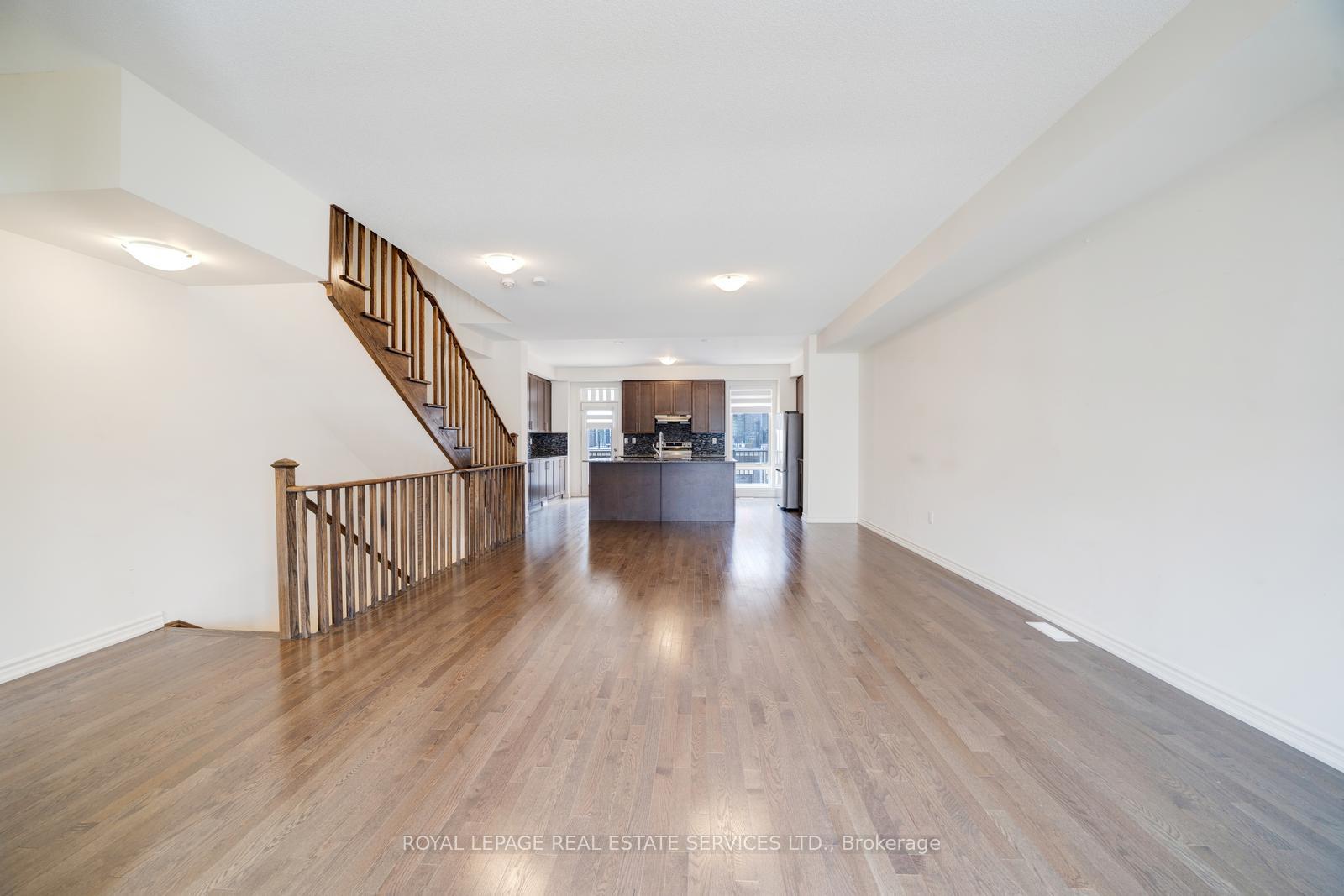 Photo 16 of 530 Danks Ridge Drive, Ajax, South East — HOMEH