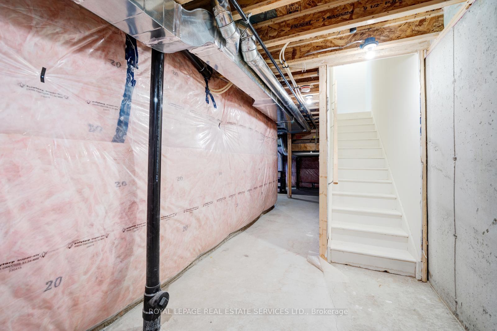 Photo 35 of 530 Danks Ridge Drive, Ajax, South East — HOMEH