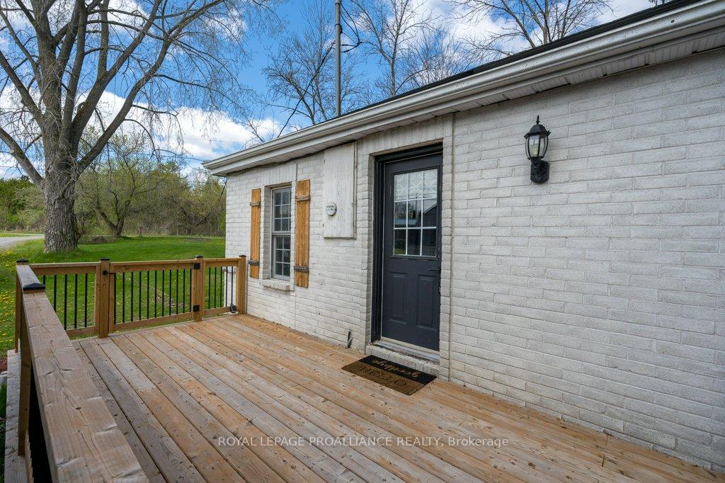 Photo 31 of 73 Prior Lane, Quinte West, Sidney Ward — HOMEH
