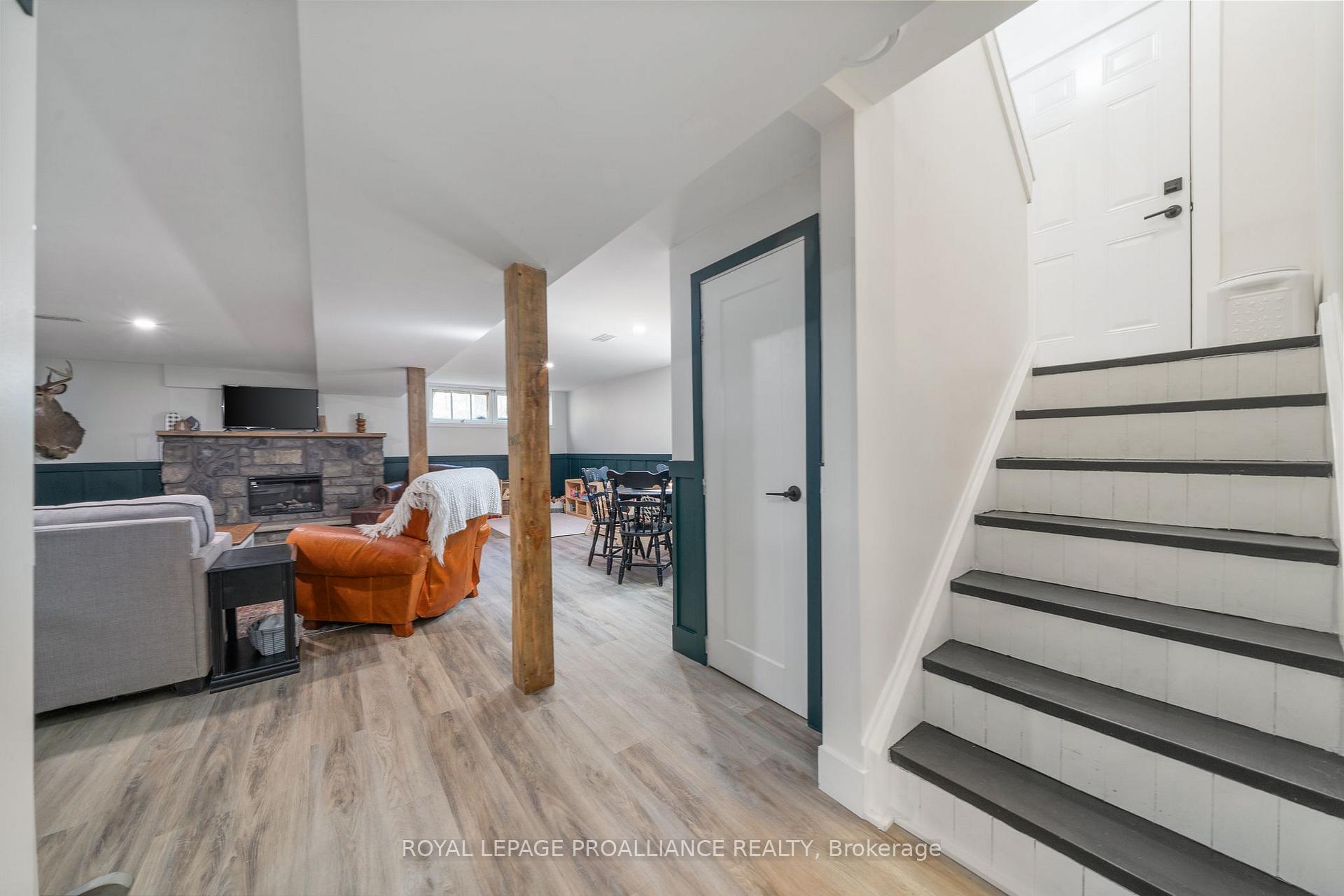 Photo 16 of 1317 Foxboro-Stirling Road, Quinte West, Sidney Ward — HOMEH