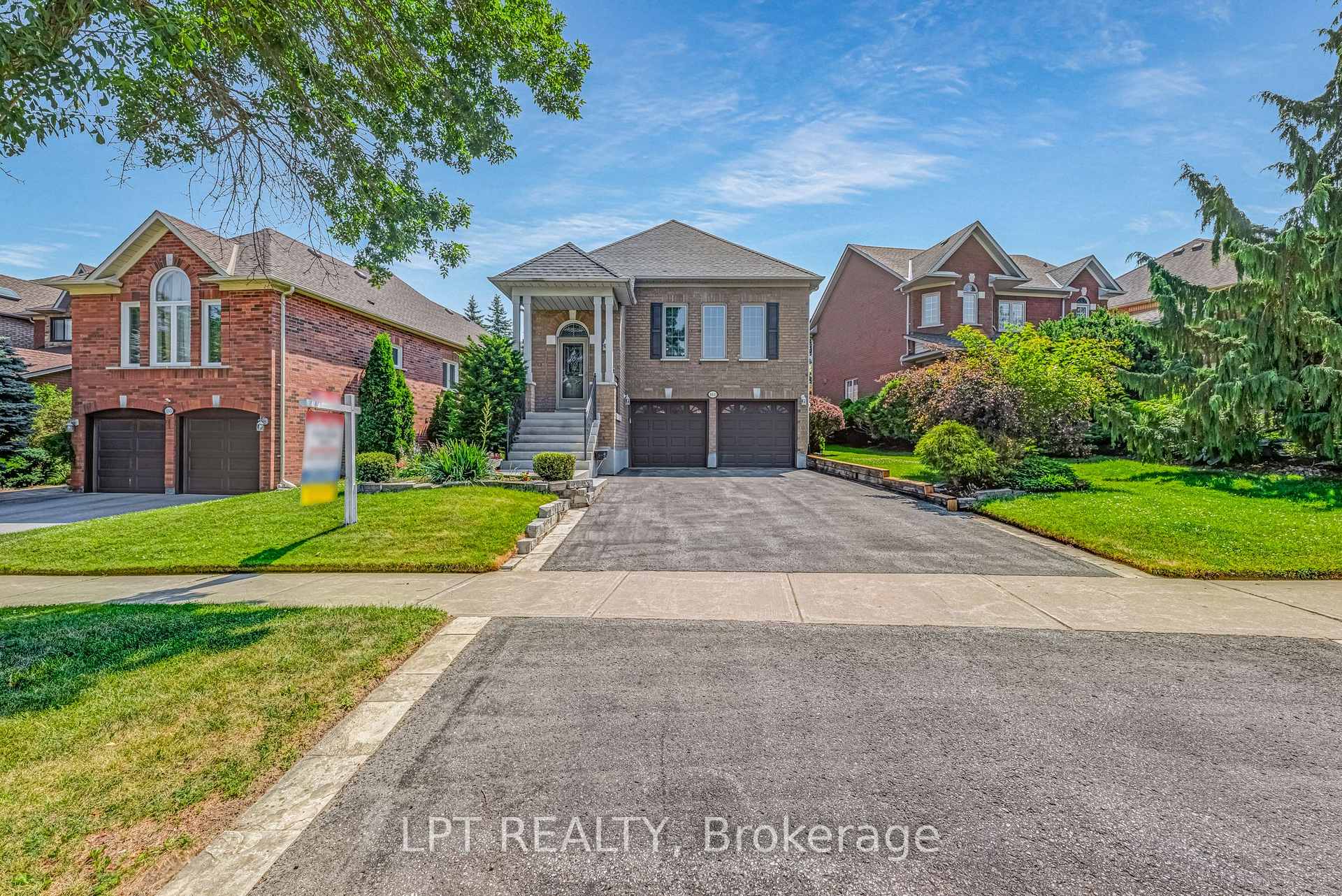 Photo 2 of 161 Deerglen Terrace, Aurora, Aurora Grove — HOMEH