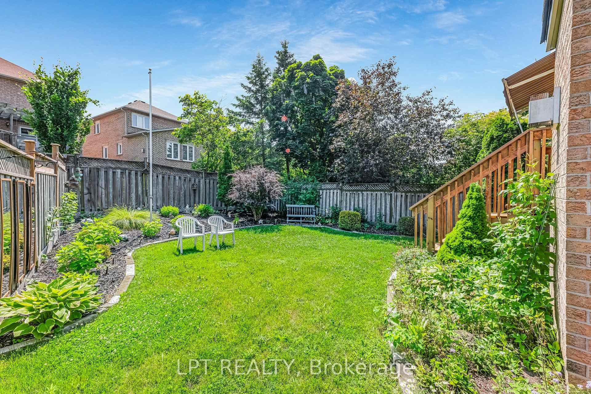 Photo 28 of 161 Deerglen Terrace, Aurora, Aurora Grove — HOMEH