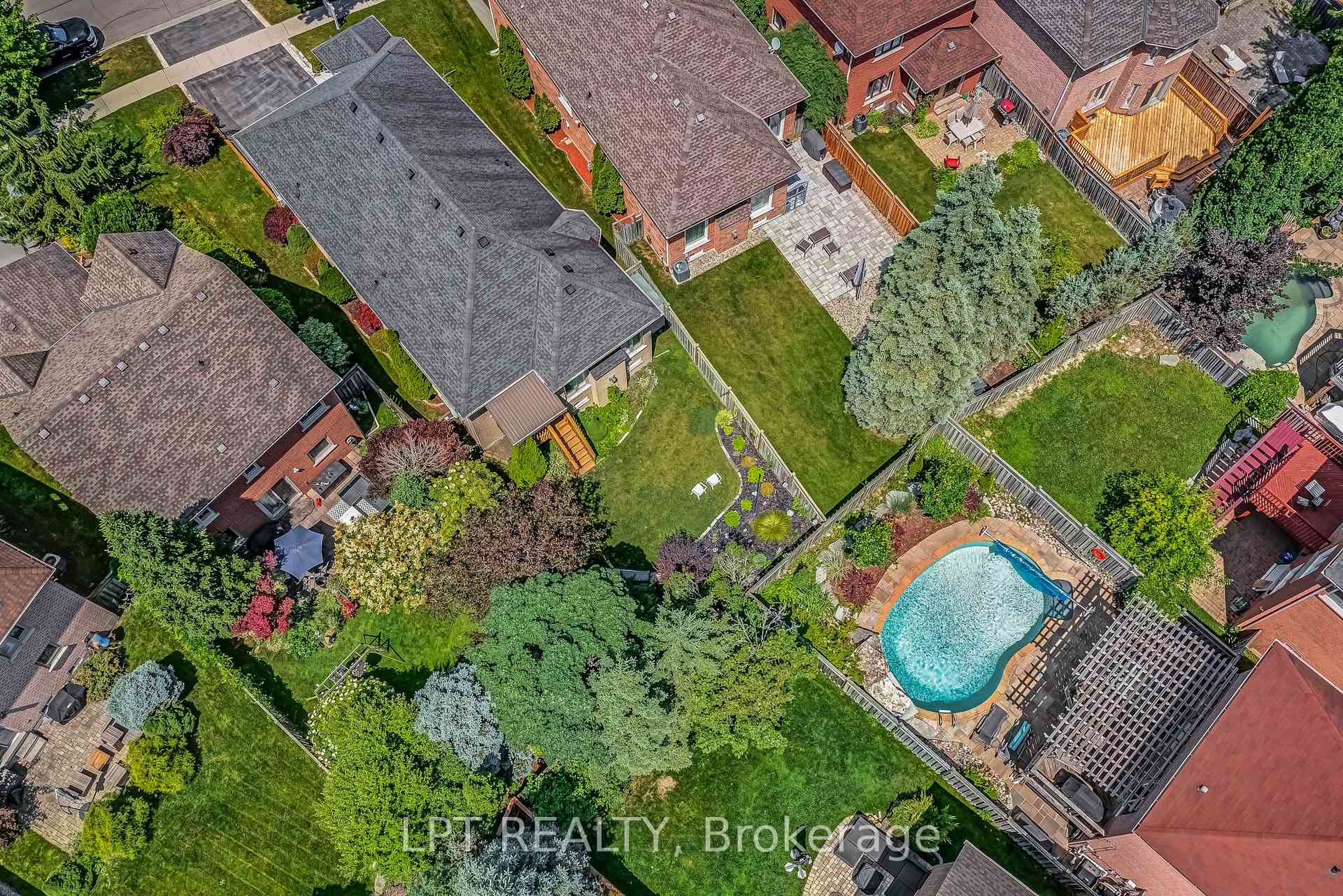 Photo 35 of 161 Deerglen Terrace, Aurora, Aurora Grove — HOMEH
