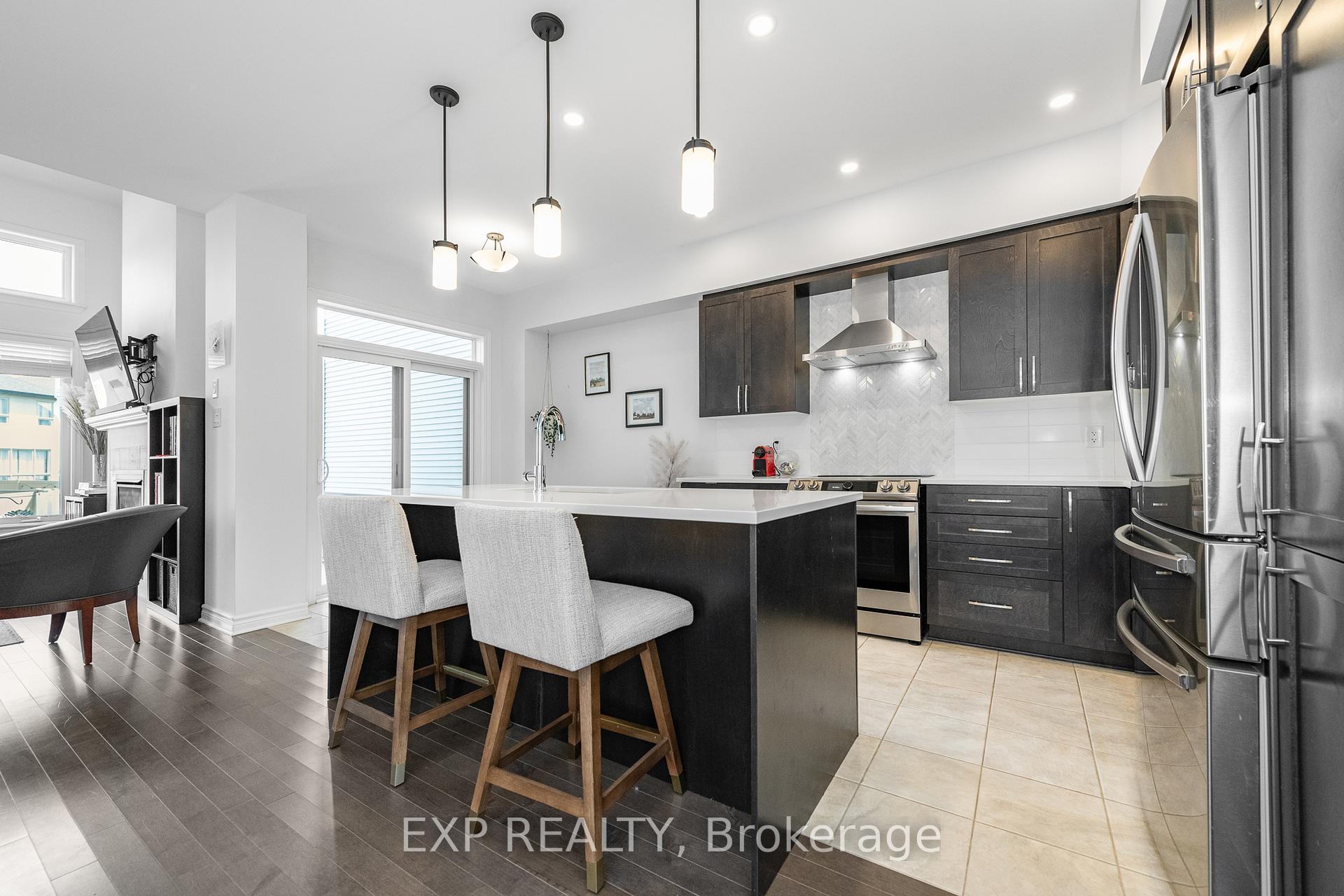 Photo 9 of 709 Capricorn Circle, Ottawa, Riverside South/Gloucester Glen — HOMEH
