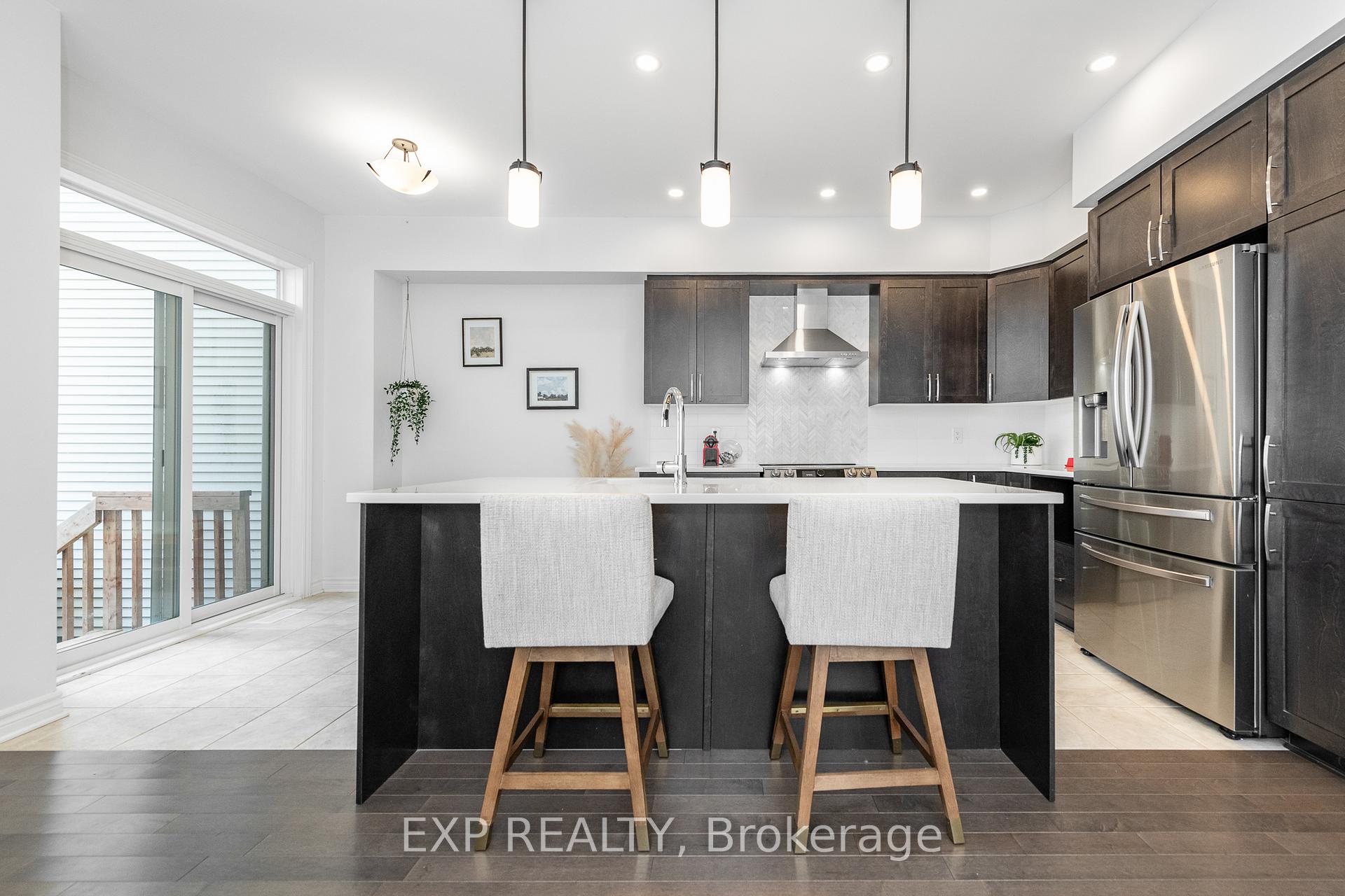 Photo 14 of 709 Capricorn Circle, Ottawa, Riverside South/Gloucester Glen — HOMEH