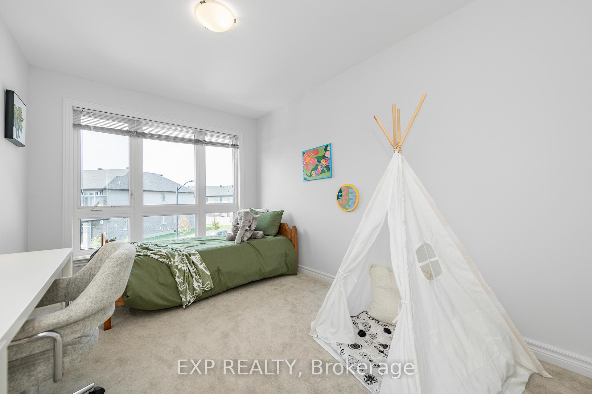 Photo 26 of 709 Capricorn Circle, Ottawa, Riverside South/Gloucester Glen — HOMEH