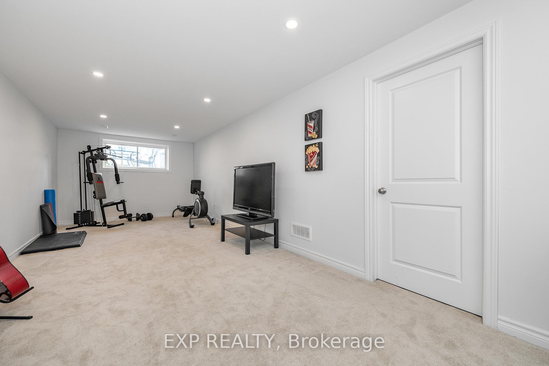 Photo 40 of 709 Capricorn Circle, Ottawa, Riverside South/Gloucester Glen — HOMEH