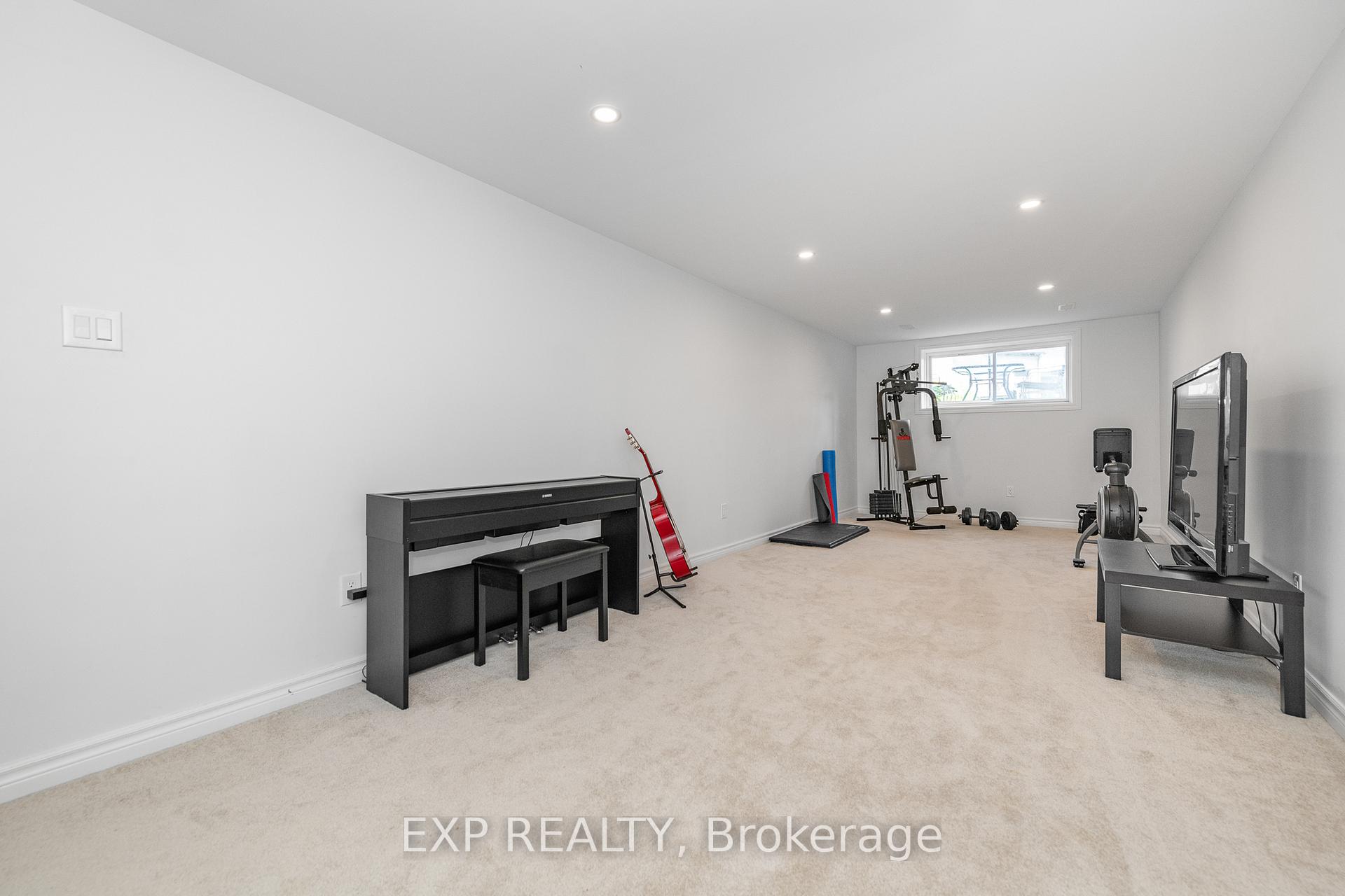 Photo 34 of 709 Capricorn Circle, Ottawa, Riverside South/Gloucester Glen — HOMEH