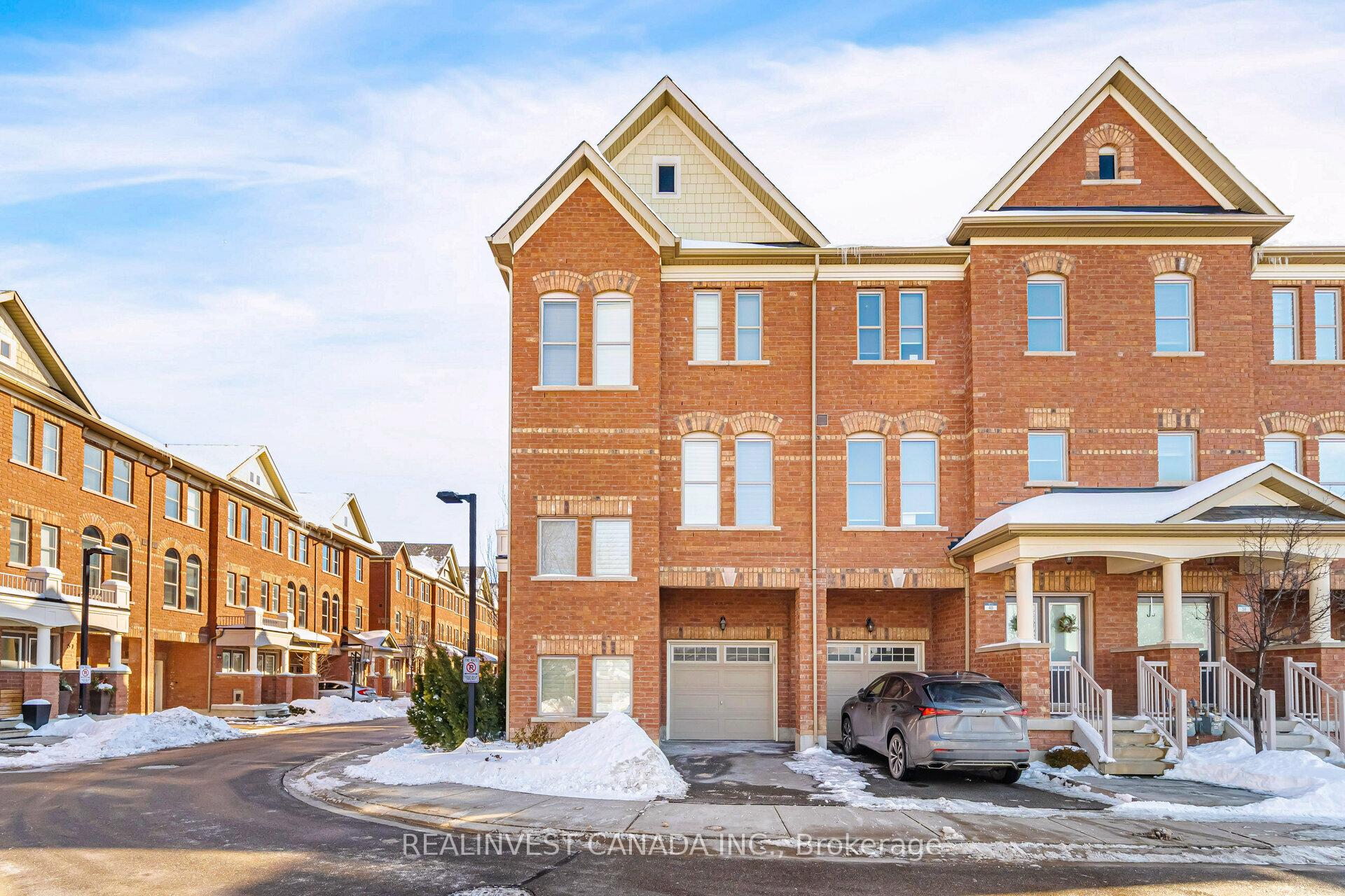 Photo 3 of 42 City Park Circle, Vaughan, West Woodbridge — HOMEH