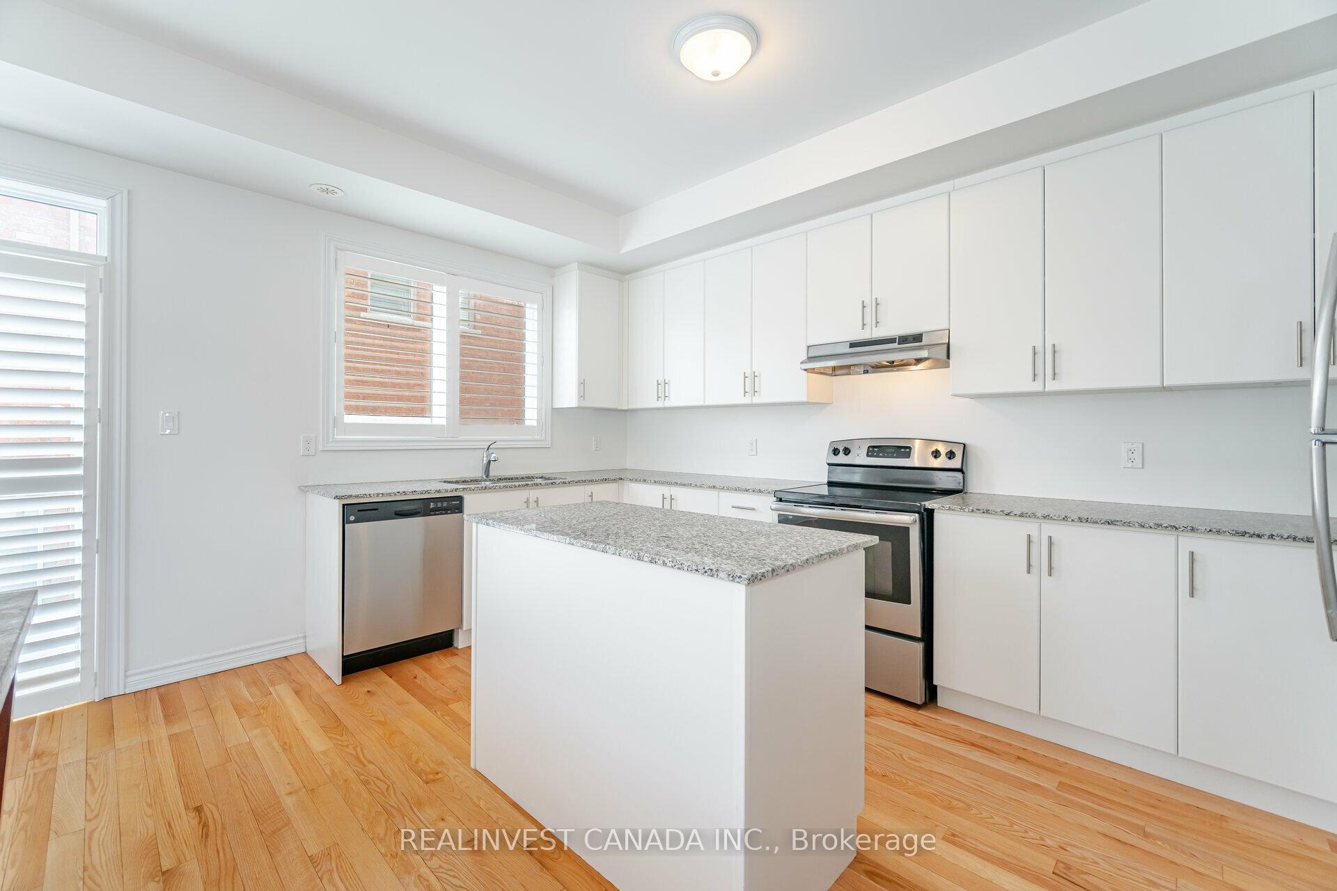 Photo 12 of 42 City Park Circle, Vaughan, West Woodbridge — HOMEH