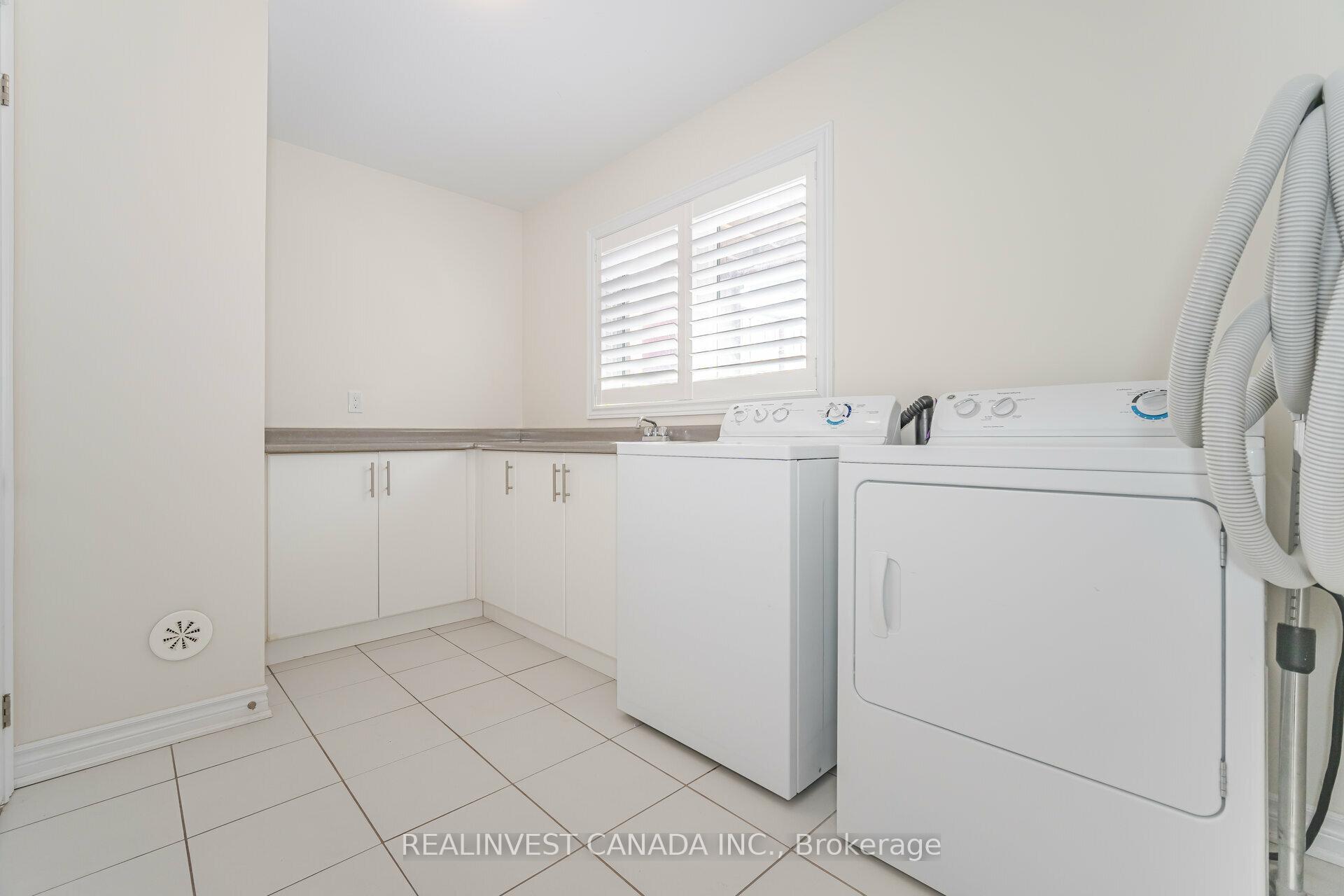 Photo 24 of 42 City Park Circle, Vaughan, West Woodbridge — HOMEH