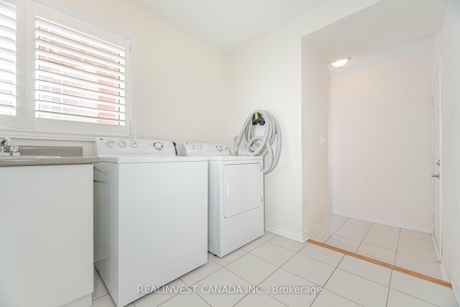 Photo 26 of 42 City Park Circle, Vaughan, West Woodbridge — HOMEH