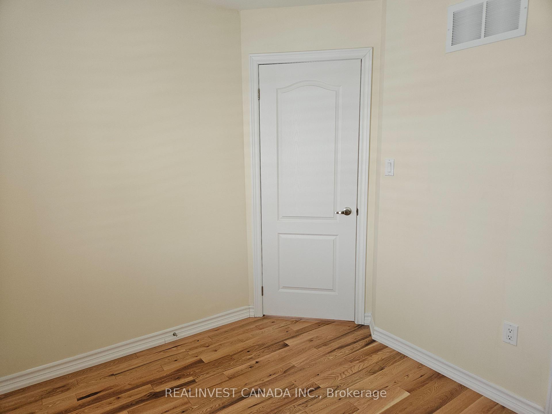 Photo 31 of 42 City Park Circle, Vaughan, West Woodbridge — HOMEH