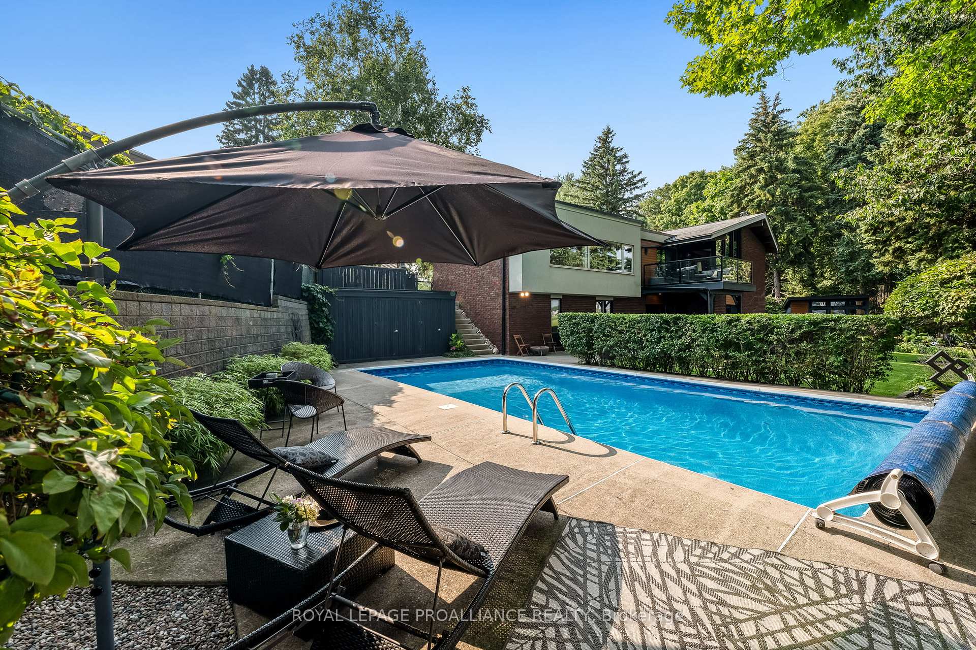 Photo 41 of 824 Elvira Court, Pickering, West Shore — HOMEH